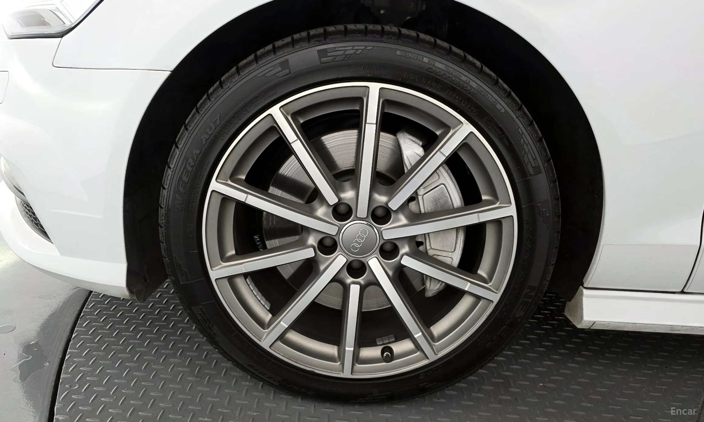 Audi New A6 превью 5