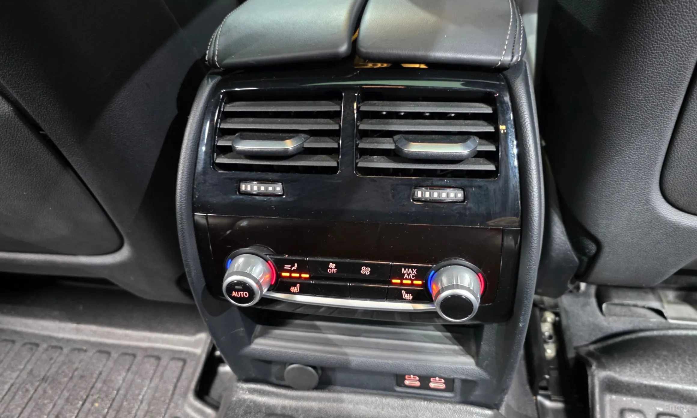 BMW 5 Series (G30) превью 19