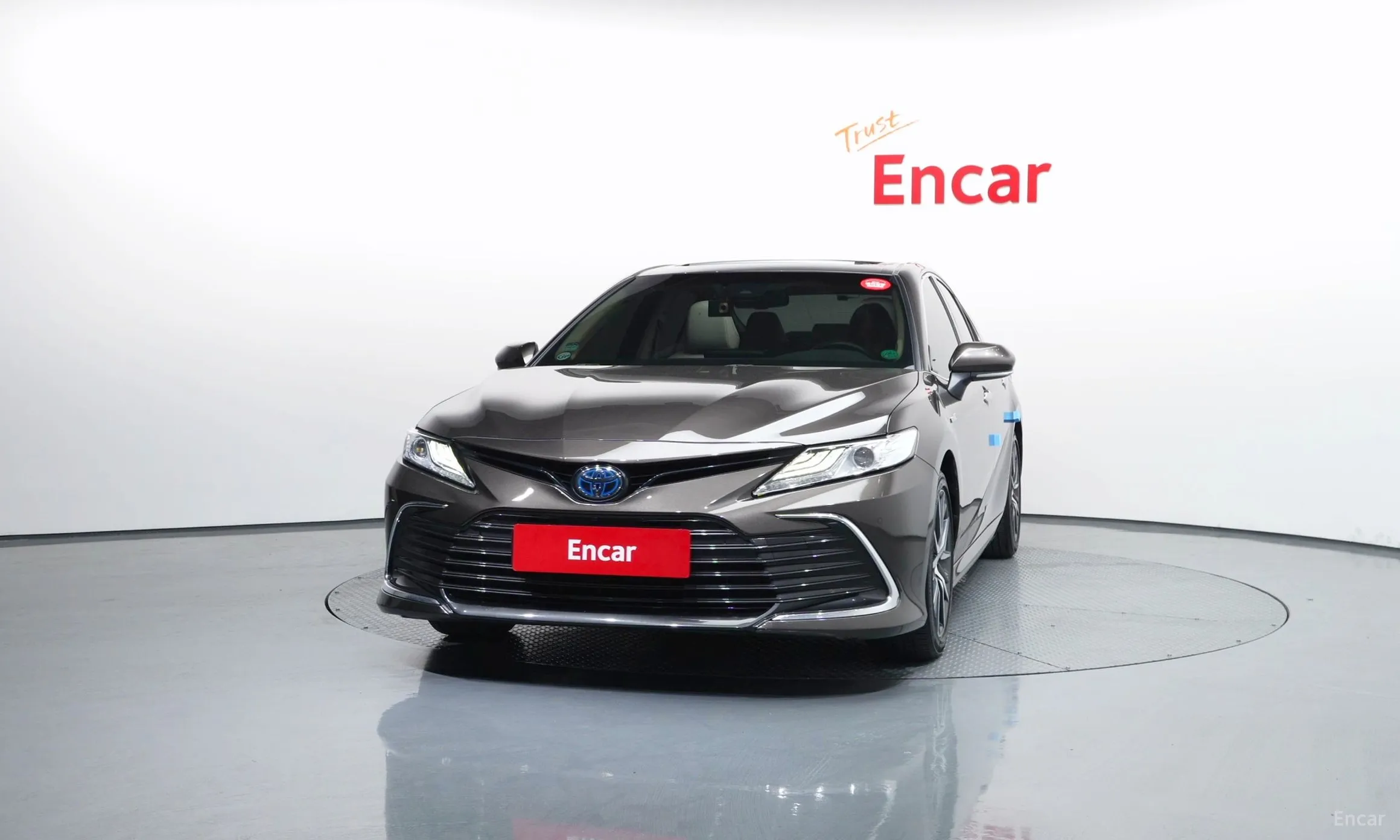 Toyota Camry (XV70) превью 3