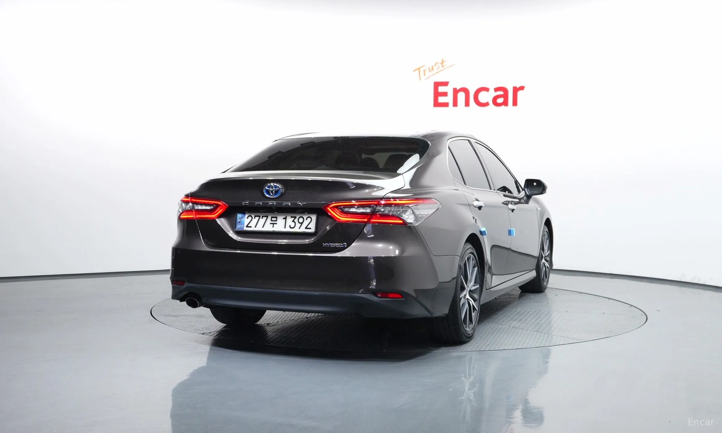 Toyota Camry (XV70) превью 4