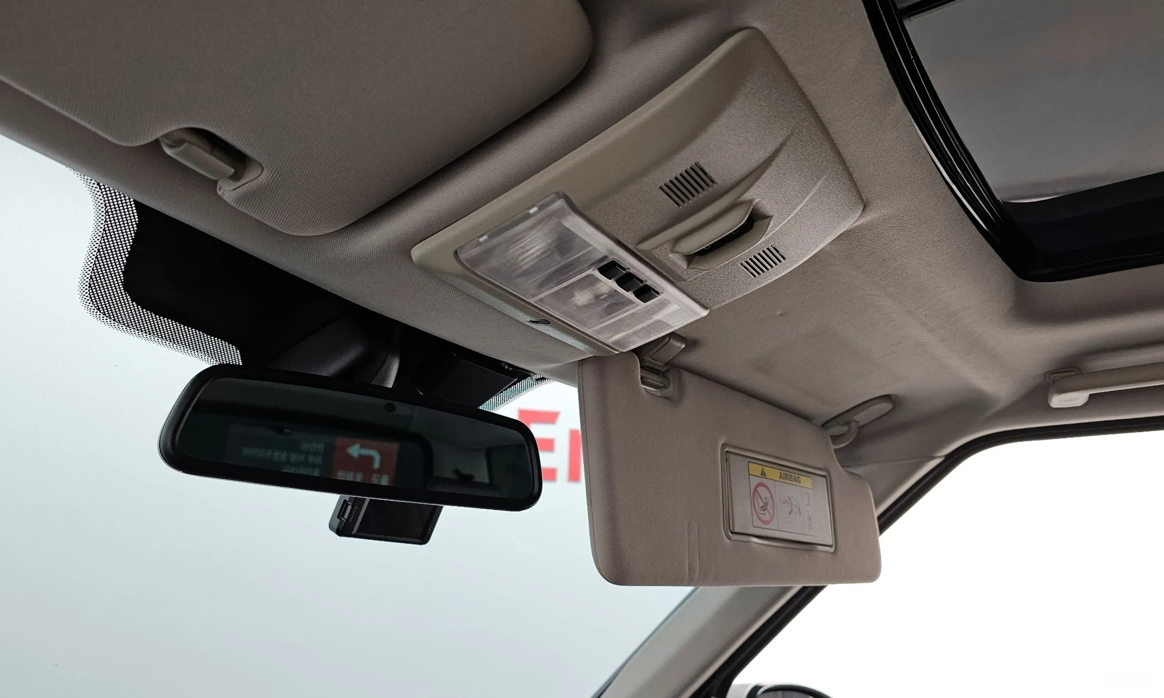 Land Rover Discovery 4 превью 18