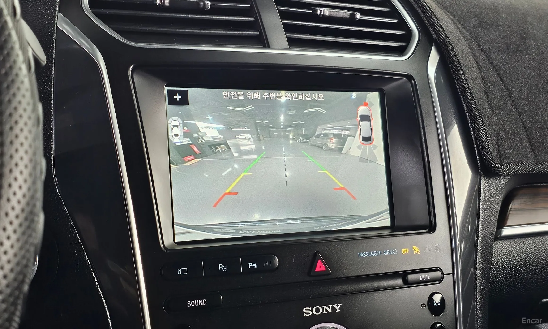 Ford Explorer превью 14