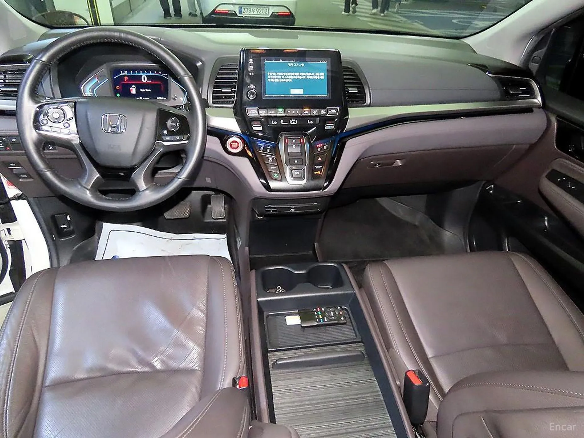 Honda Odyssey превью 6