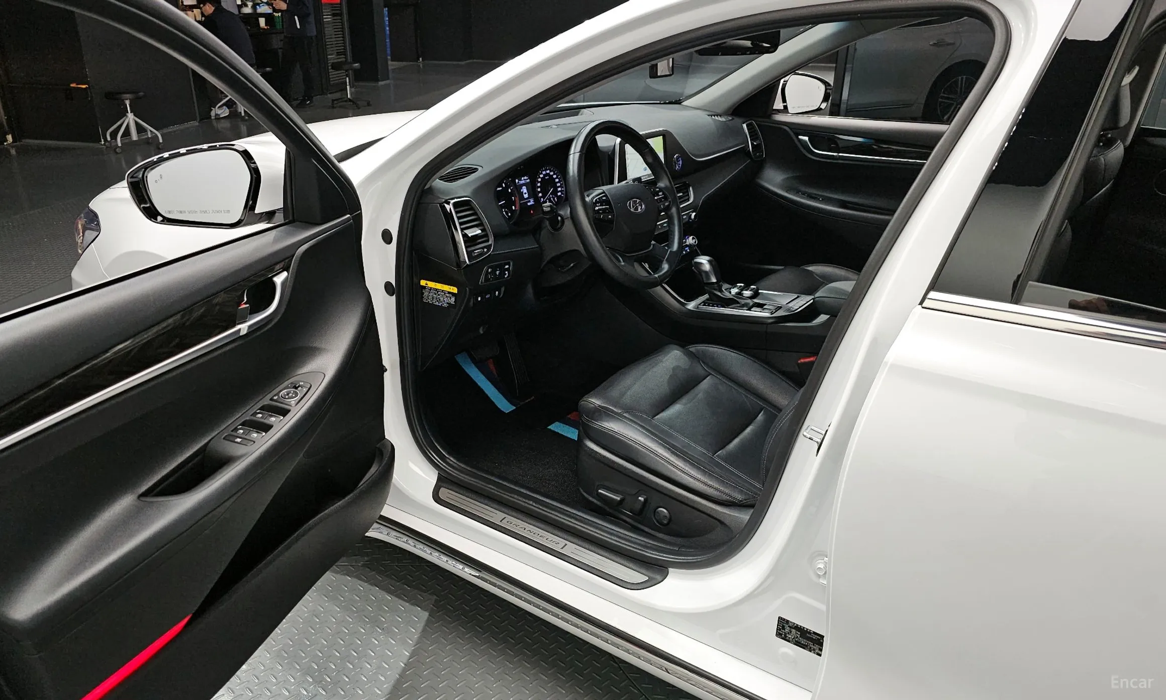 Hyundai Grandeur IG превью 10