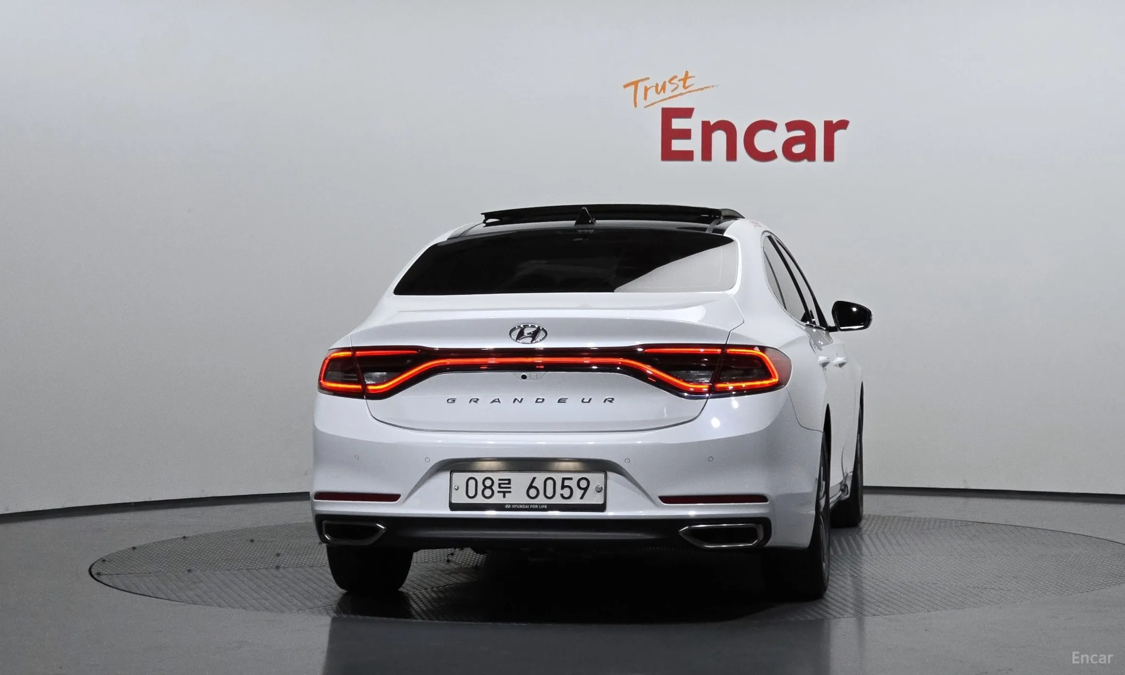 Hyundai Grandeur IG превью 4