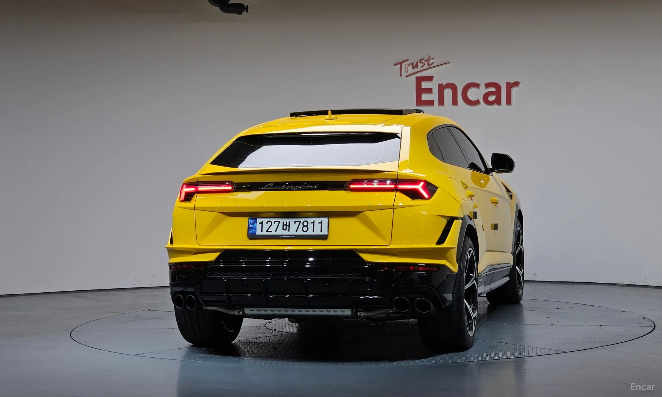 Lamborghini Urus превью 4