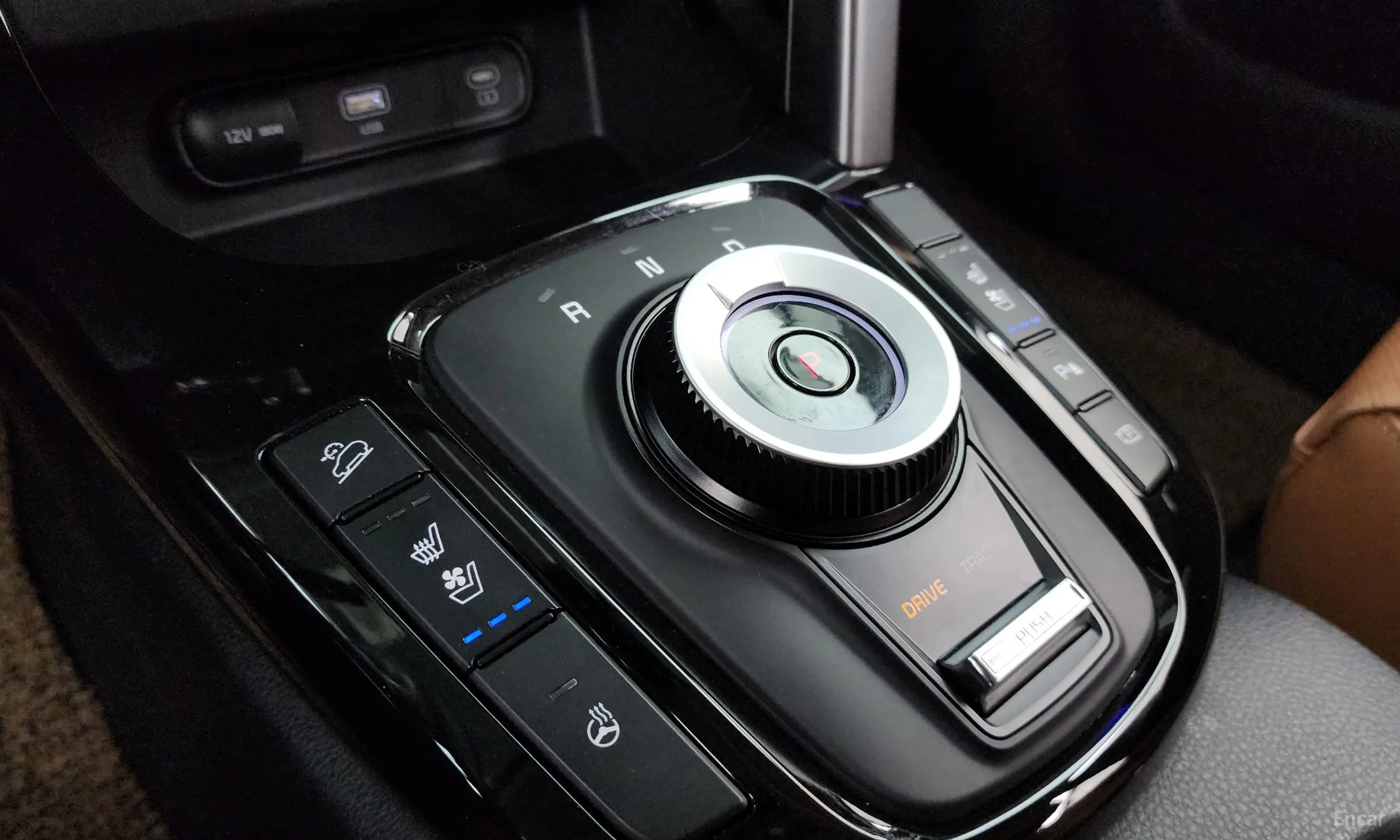 Kia Seltos превью 9