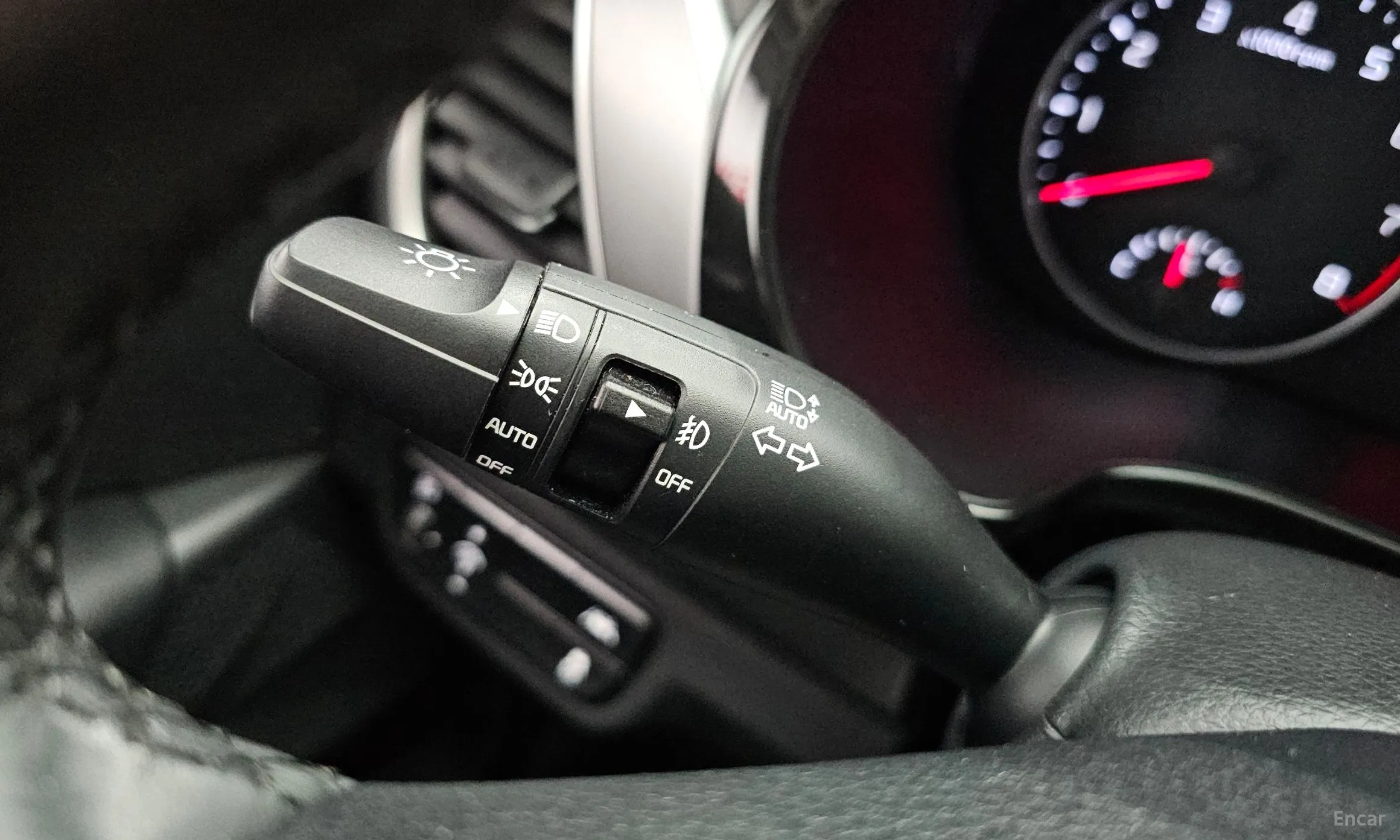 Kia Seltos превью 20