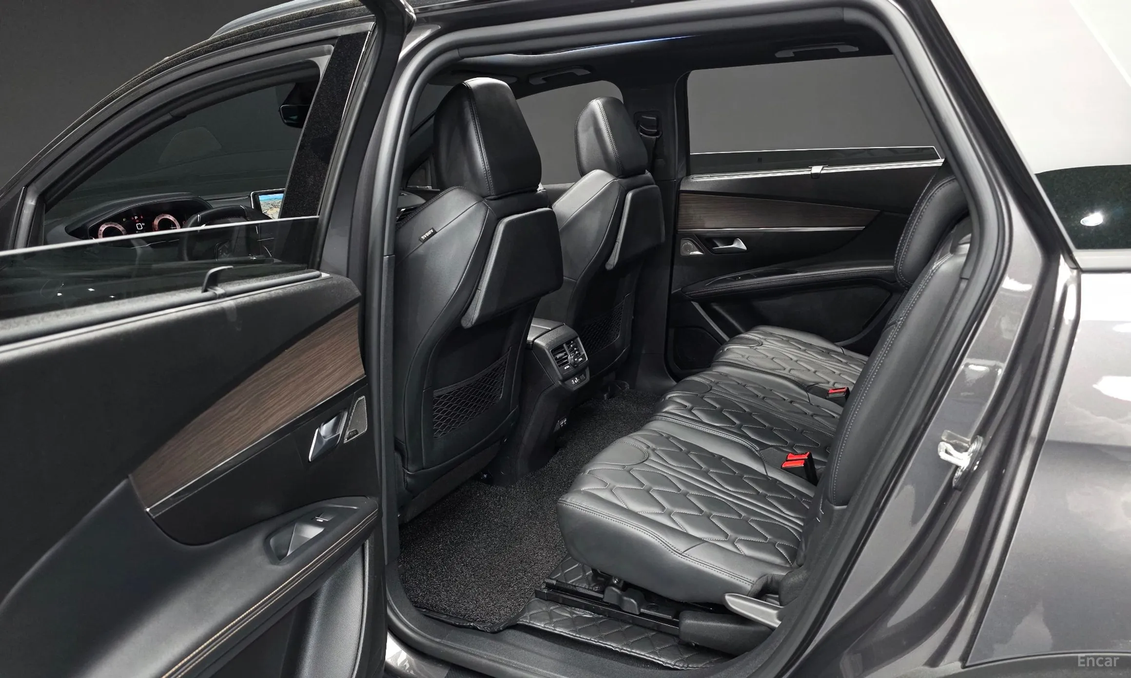 Peugeot 5008 2nd generation превью 12