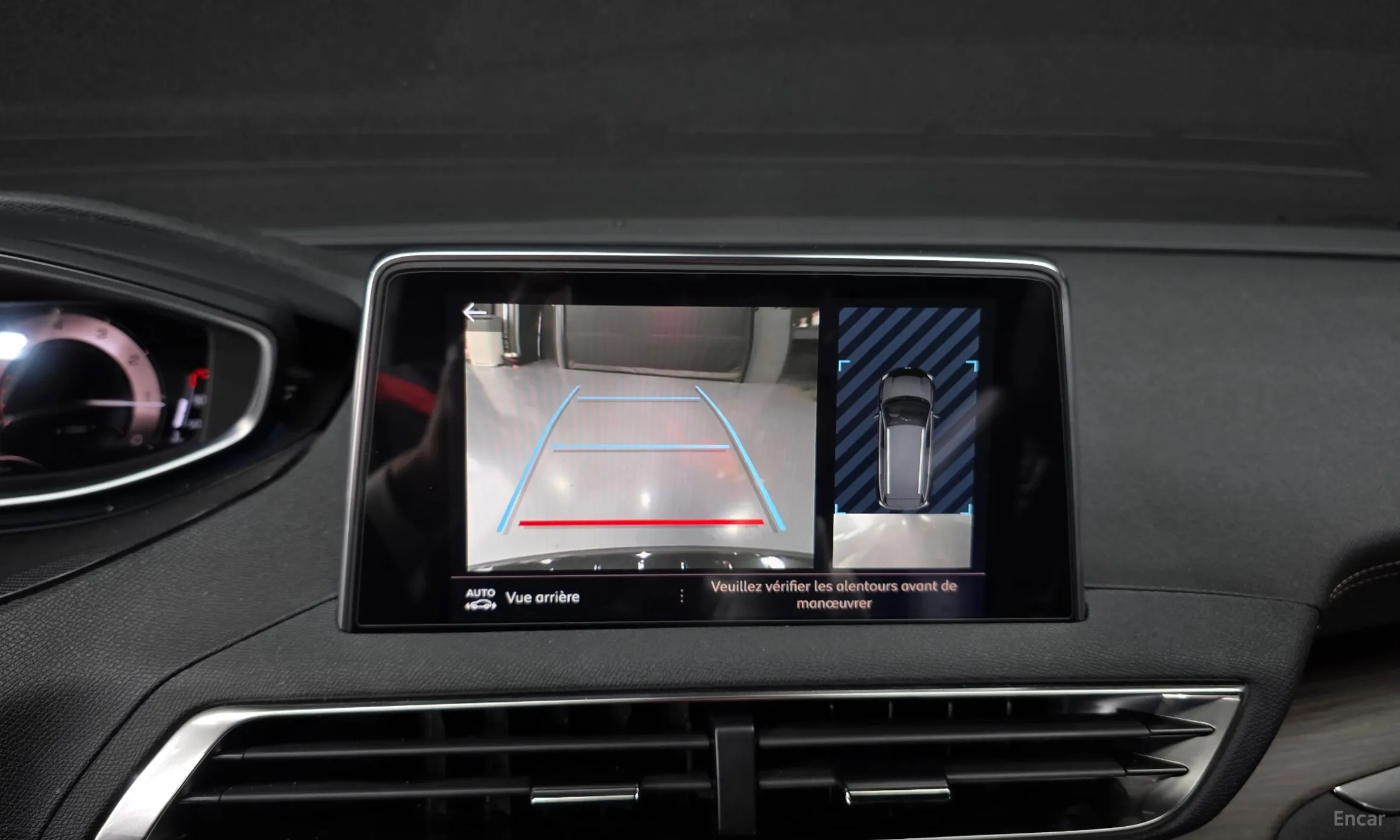 Peugeot 5008 2nd generation превью 14