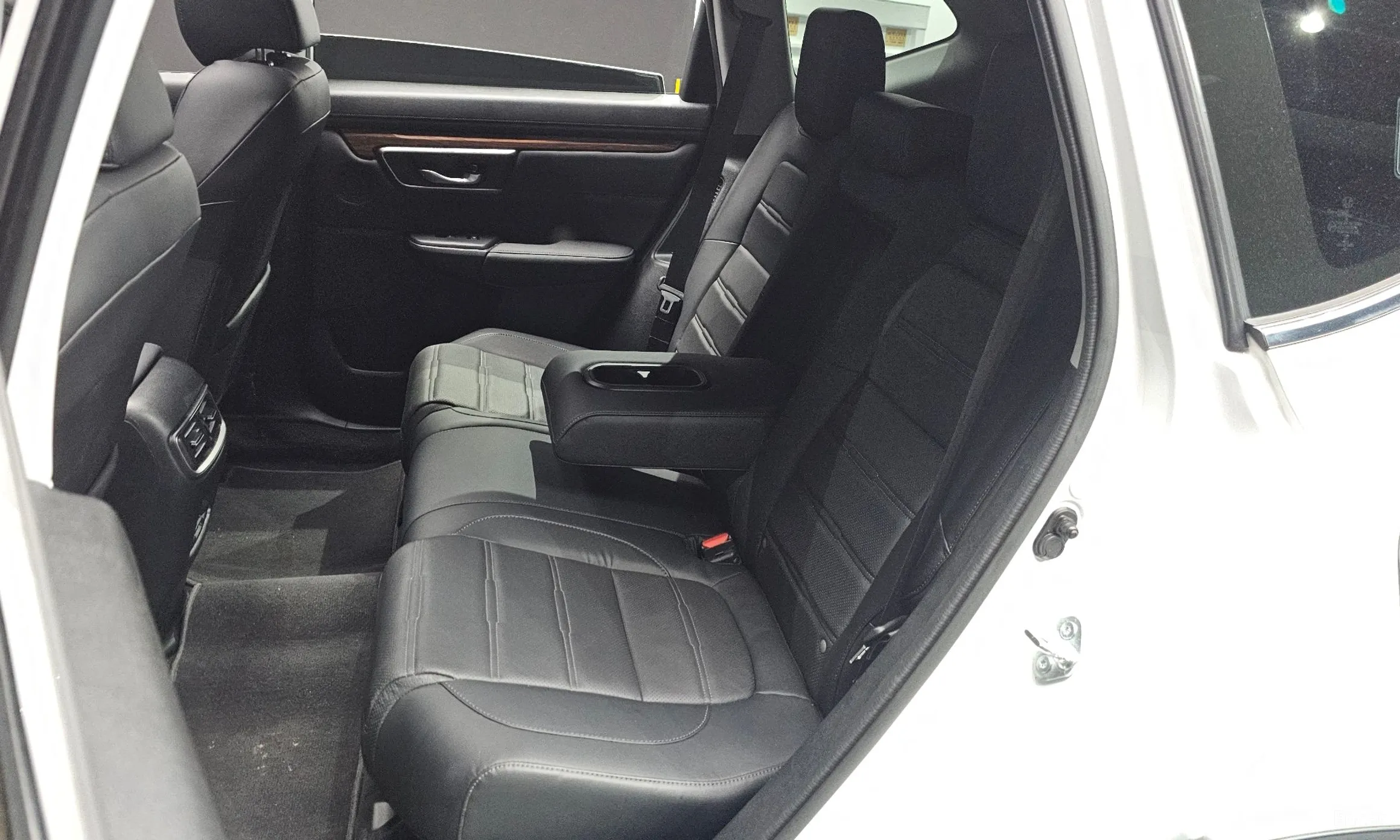 Honda CR-V 5th generation превью 12