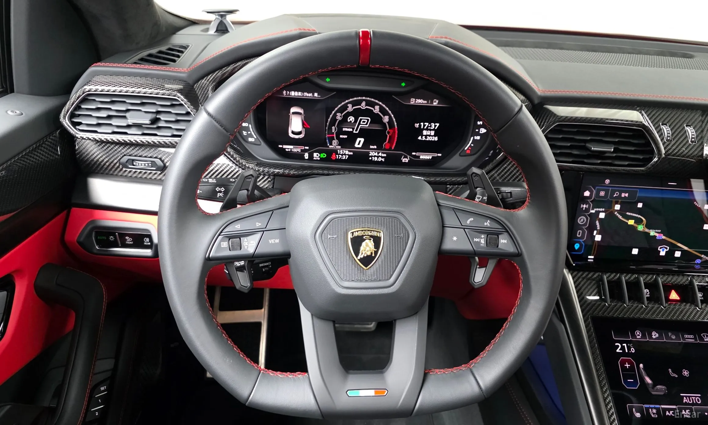 Lamborghini Urus превью 13