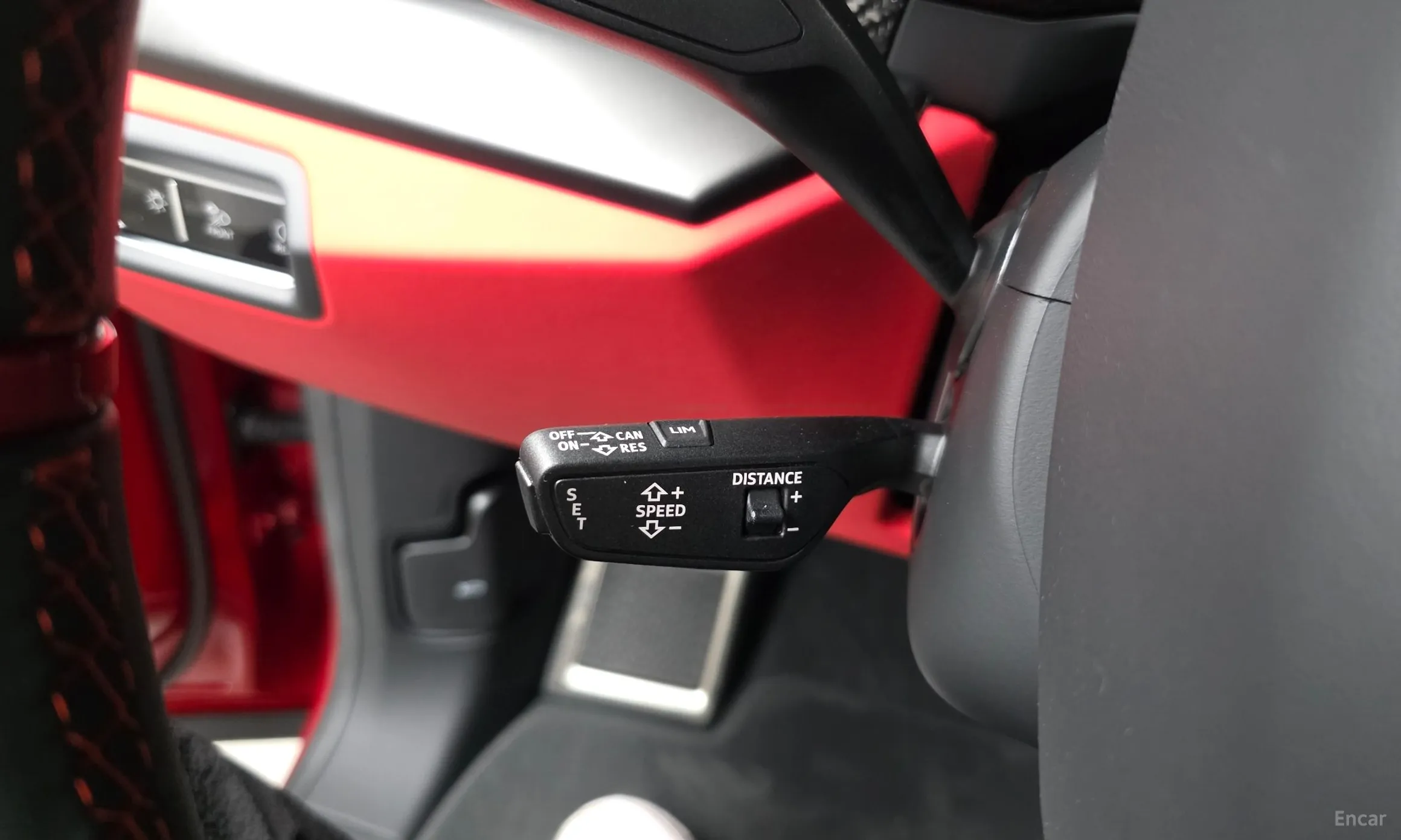 Lamborghini Urus превью 17