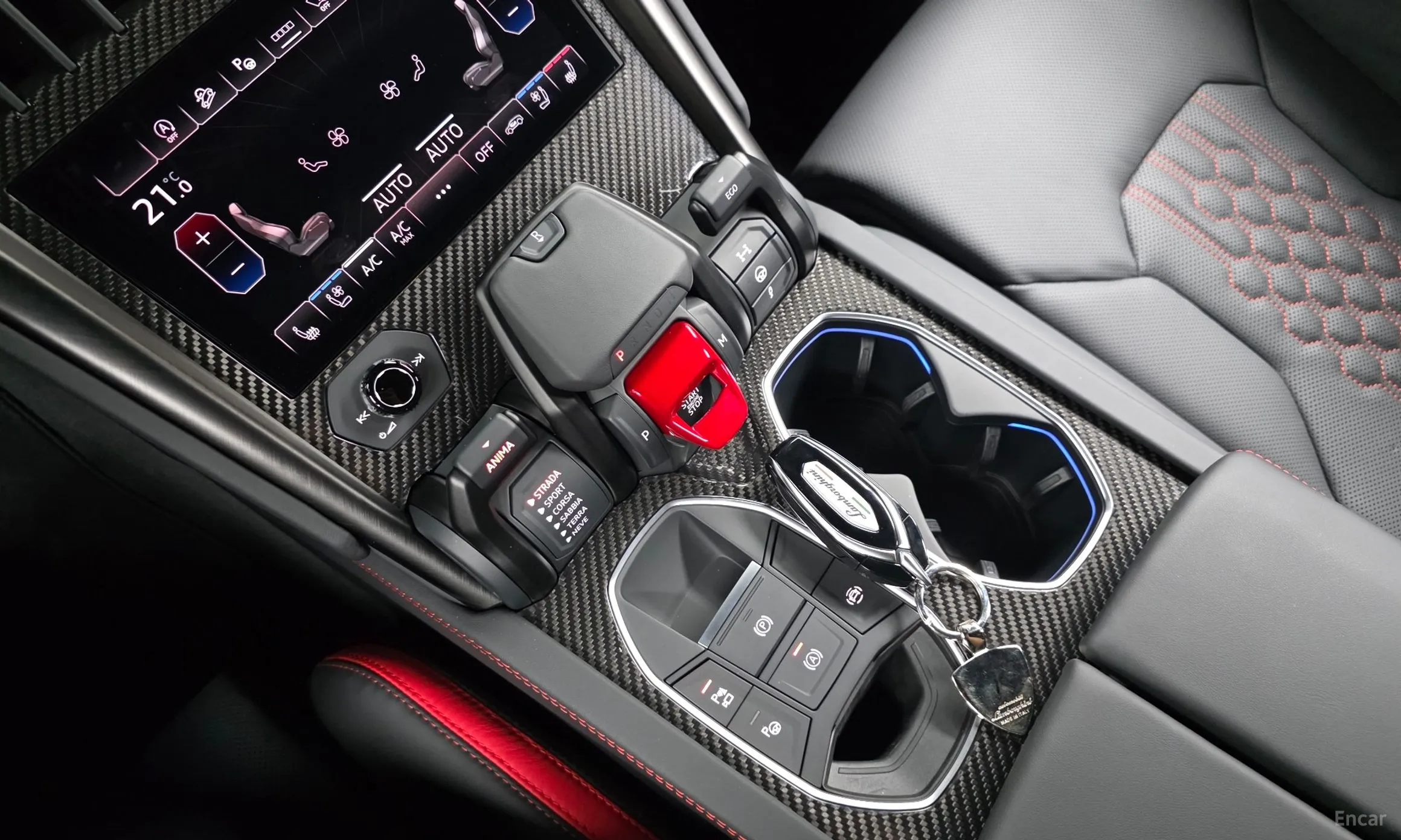 Lamborghini Urus превью 9