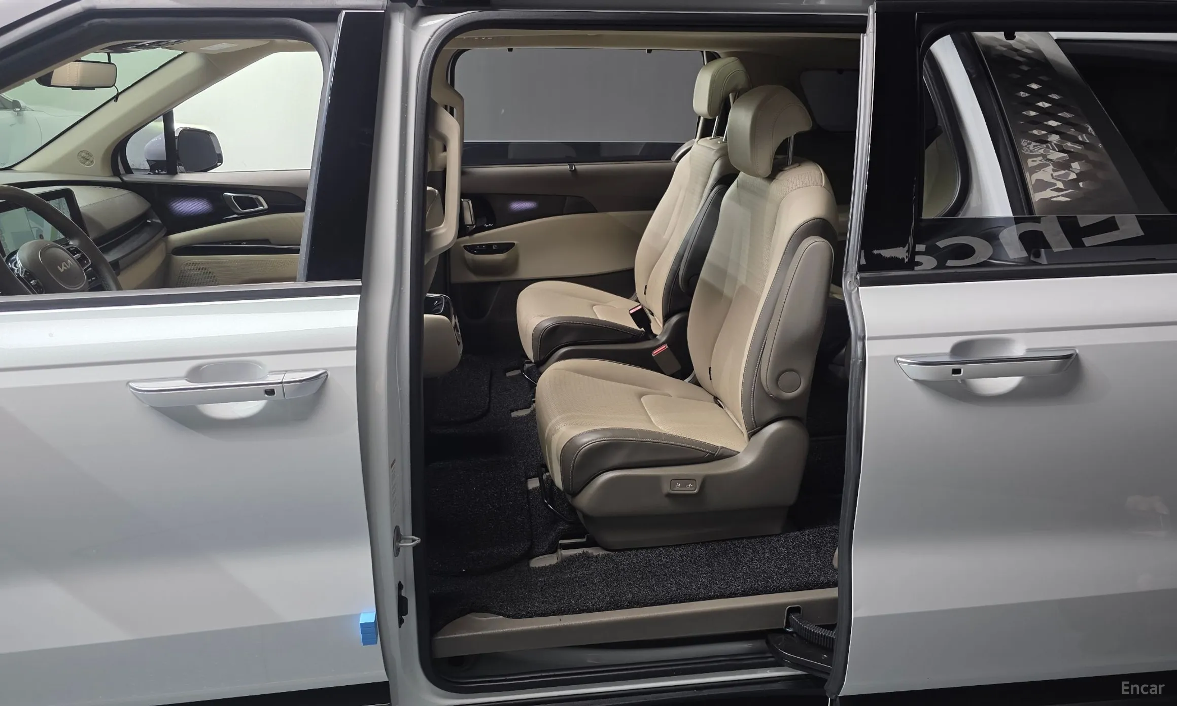Kia Carnival Gen 4 превью 11