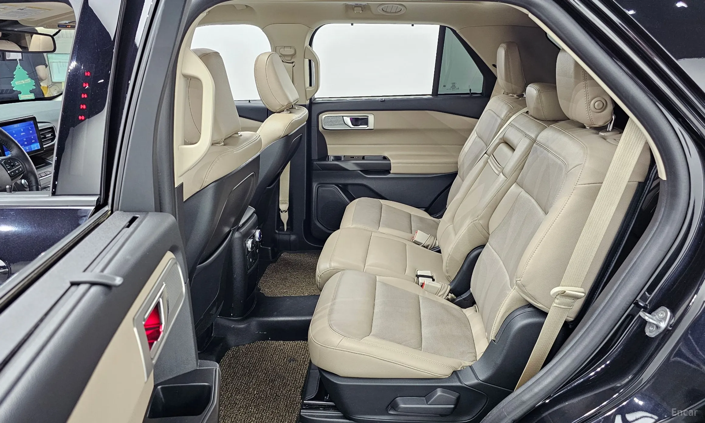 Ford Explorer 6th Generation превью 12