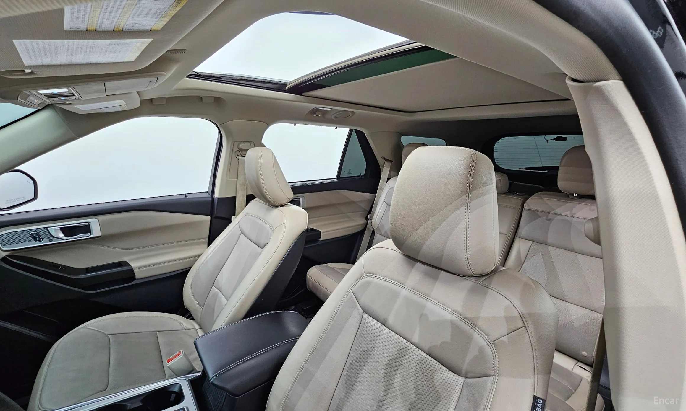 Ford Explorer 6th Generation превью 19