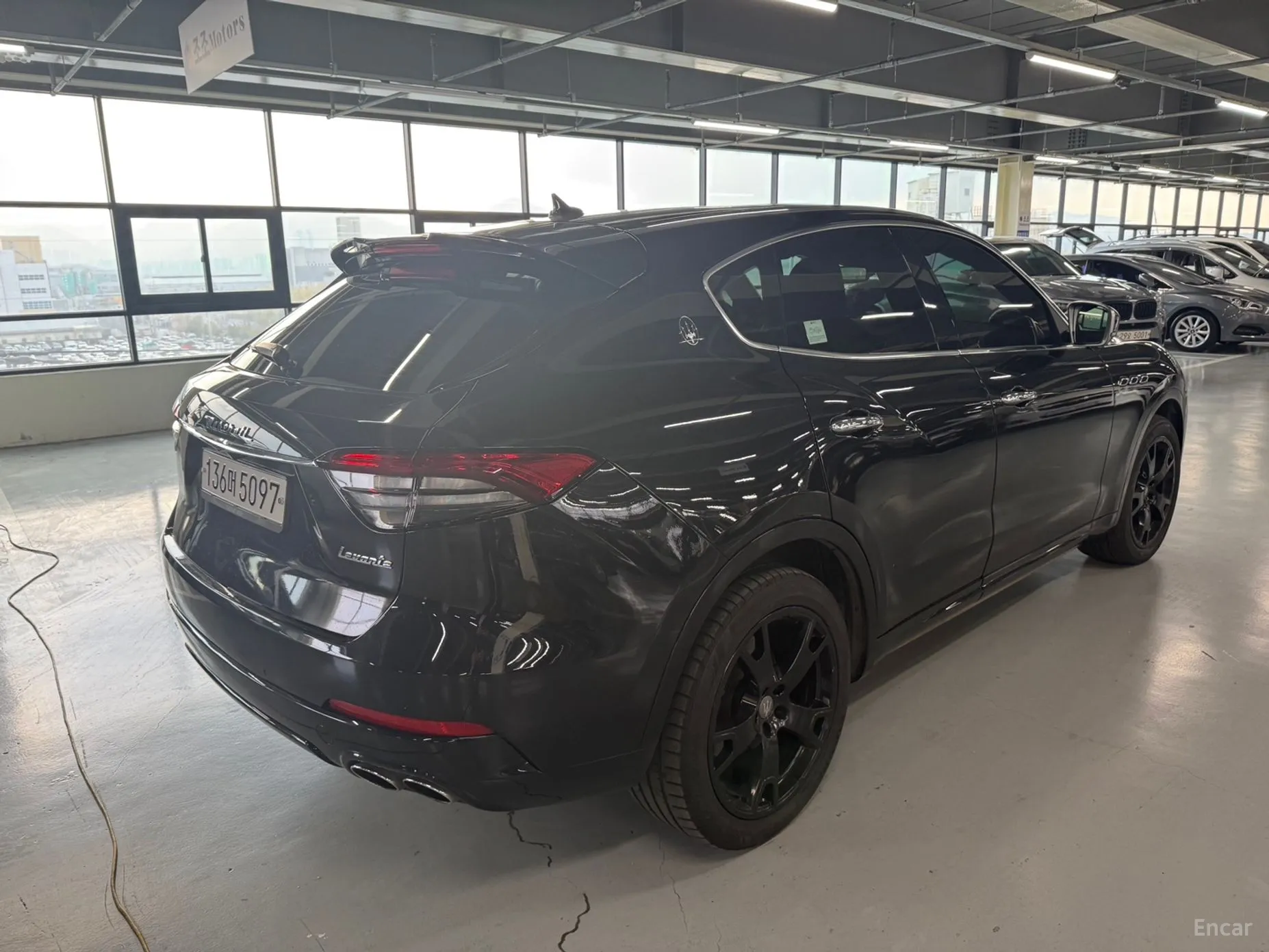 Maserati Levante превью 4