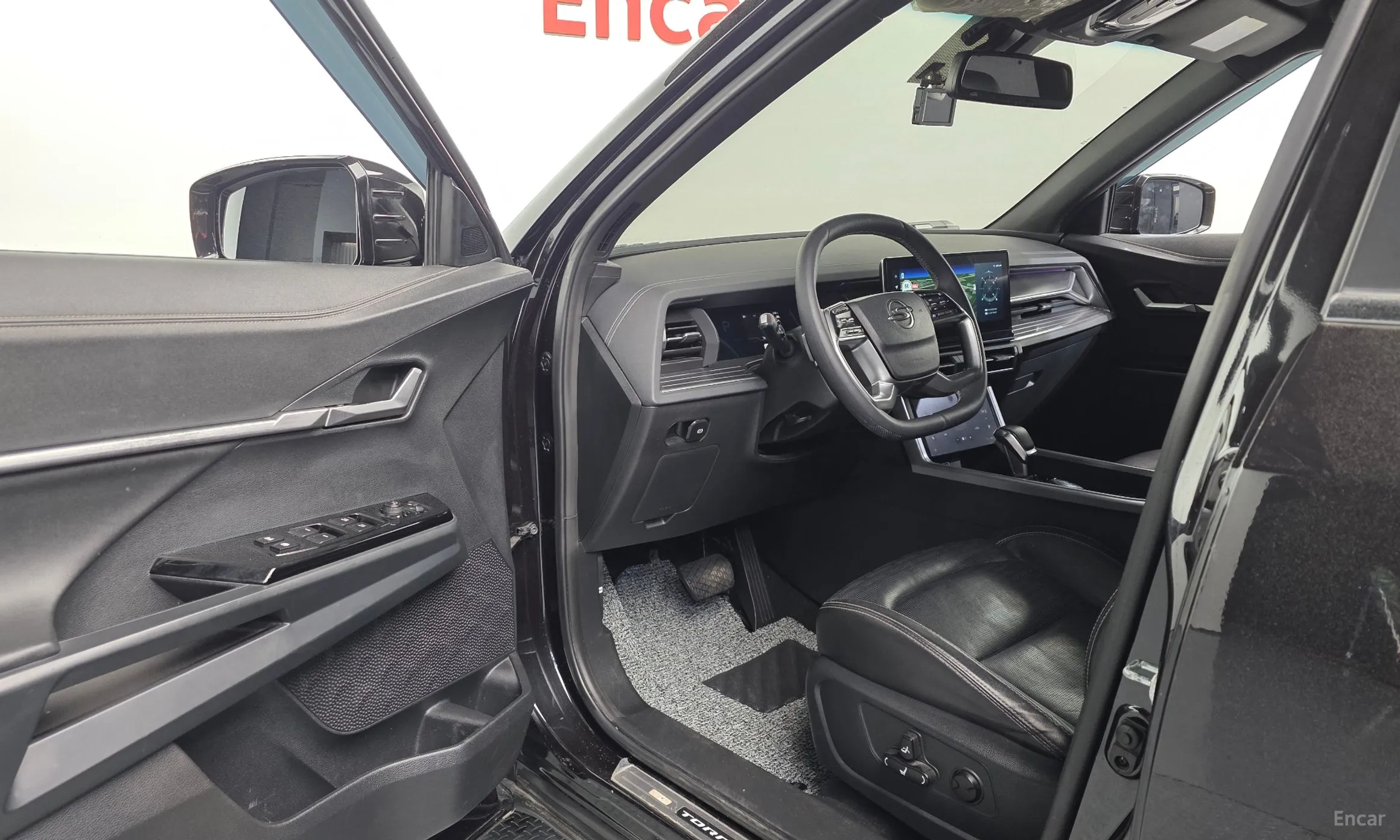 KG Mobility (SsangYong) Torres превью 10