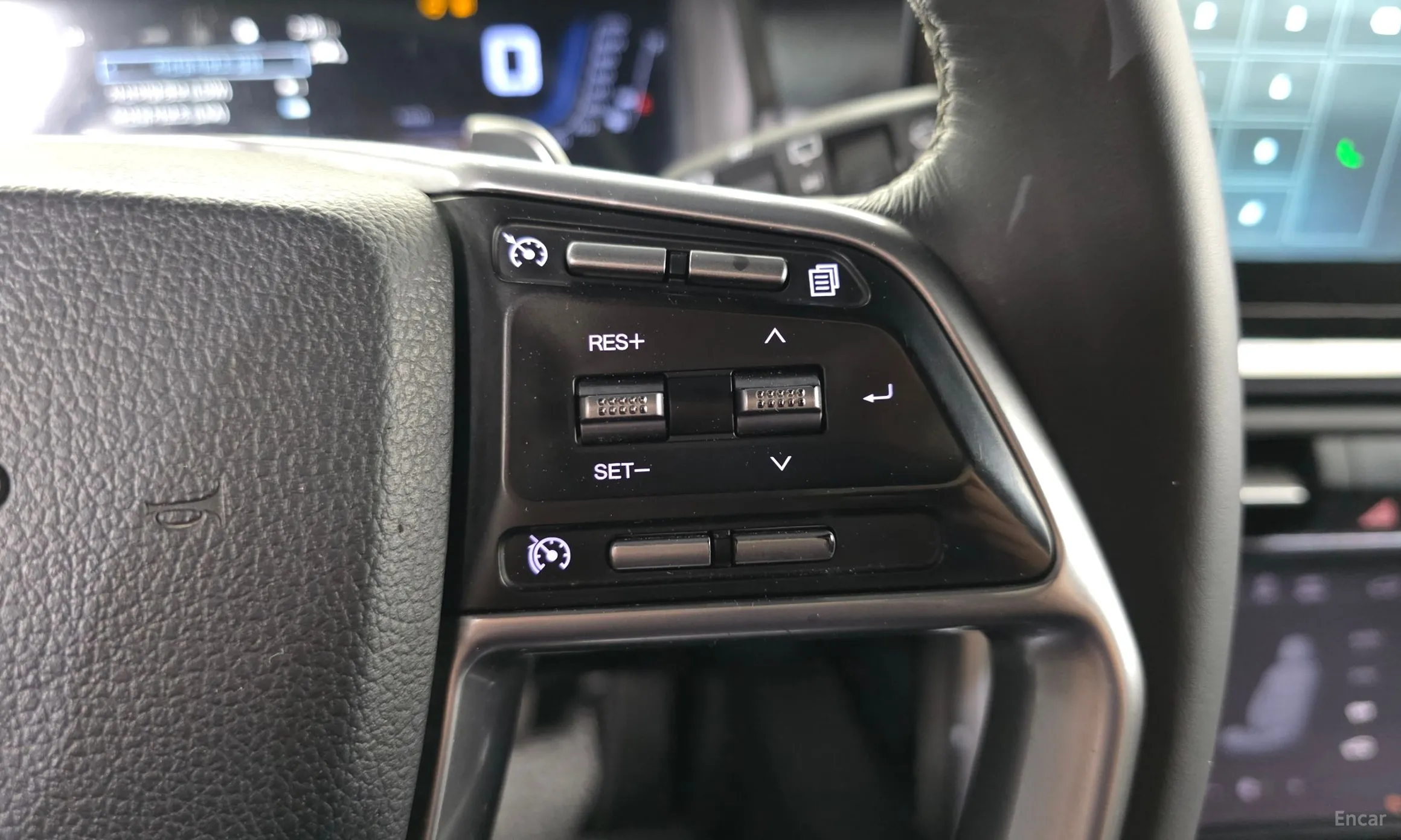 KG Mobility (SsangYong) Torres превью 19