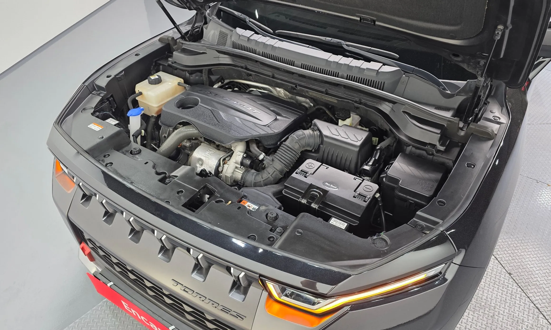 KG Mobility (SsangYong) Torres превью 6