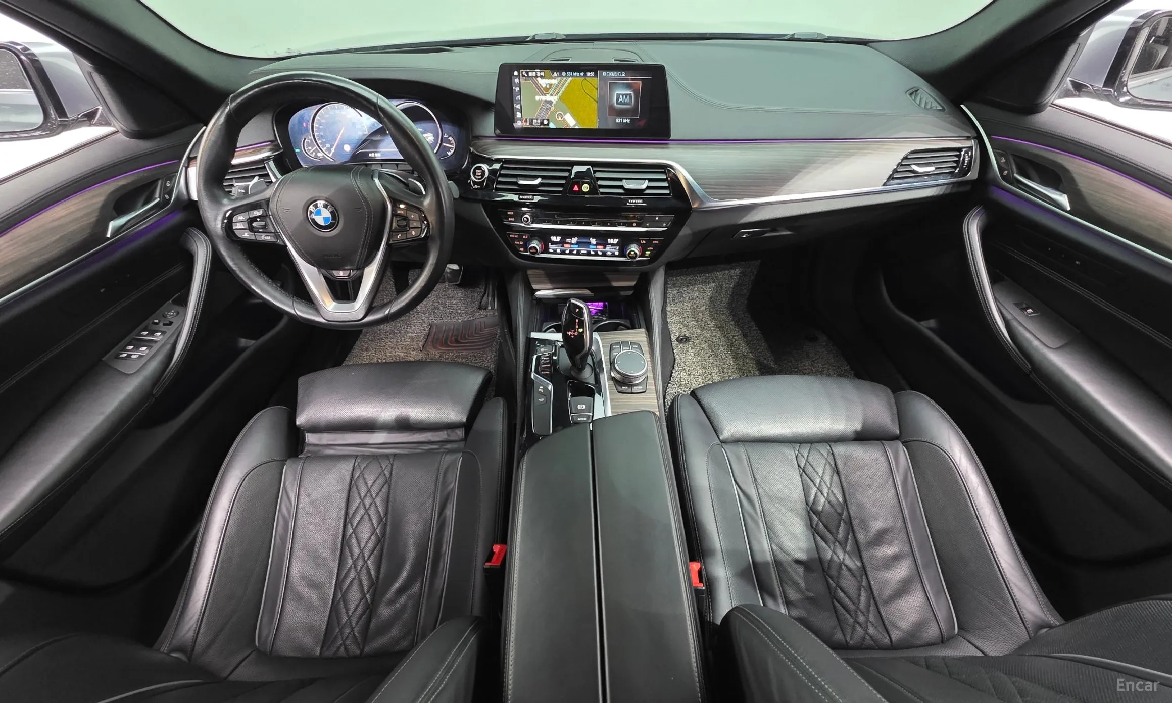 BMW 5 Series (G30) превью 7