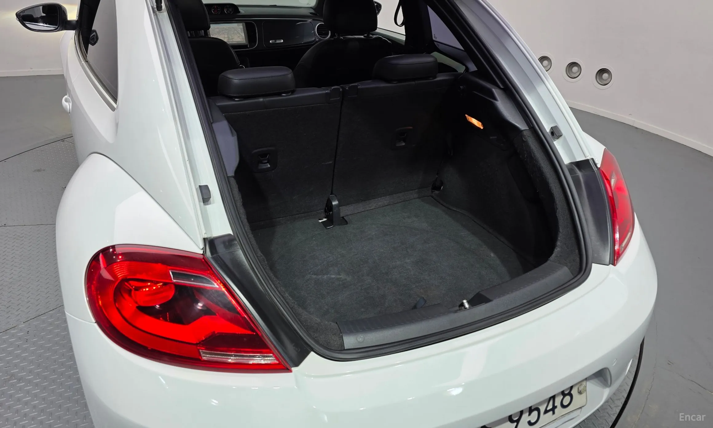 Volkswagen The Beetle превью 18