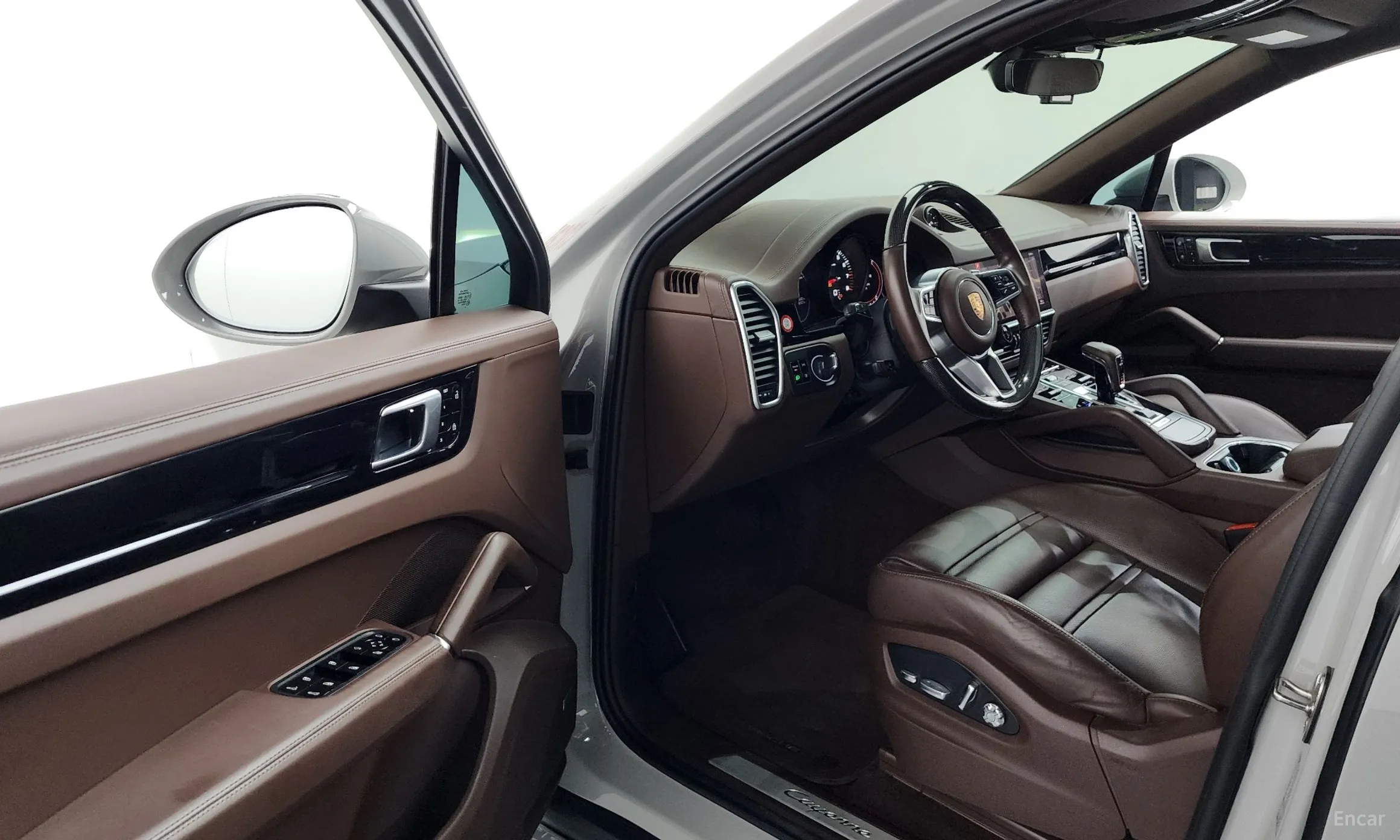 Porsche Cayenne (PO536) превью 10