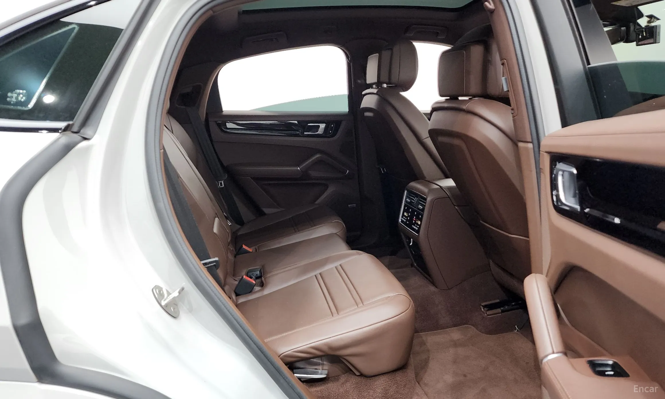 Porsche Cayenne (PO536) превью 11
