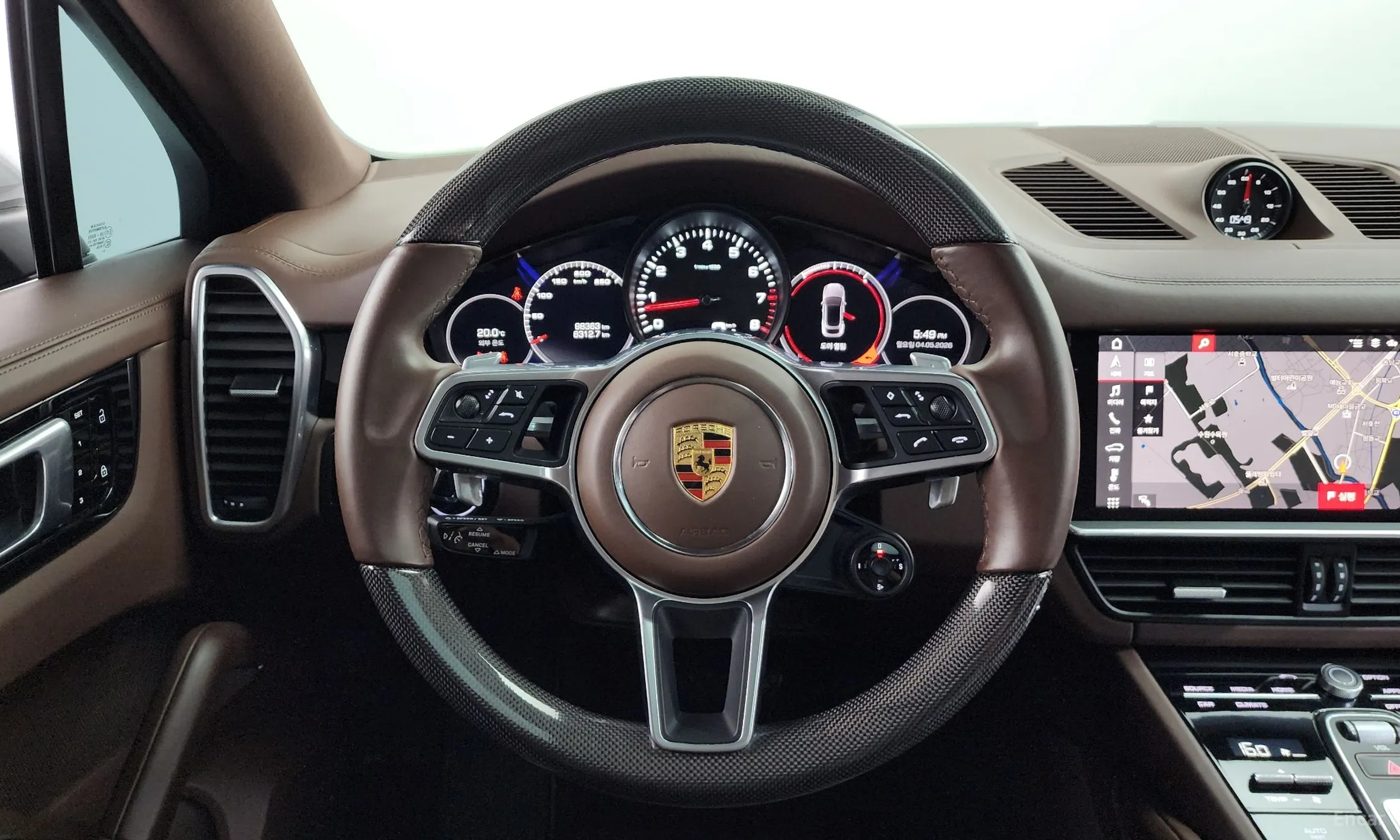 Porsche Cayenne (PO536) превью 12