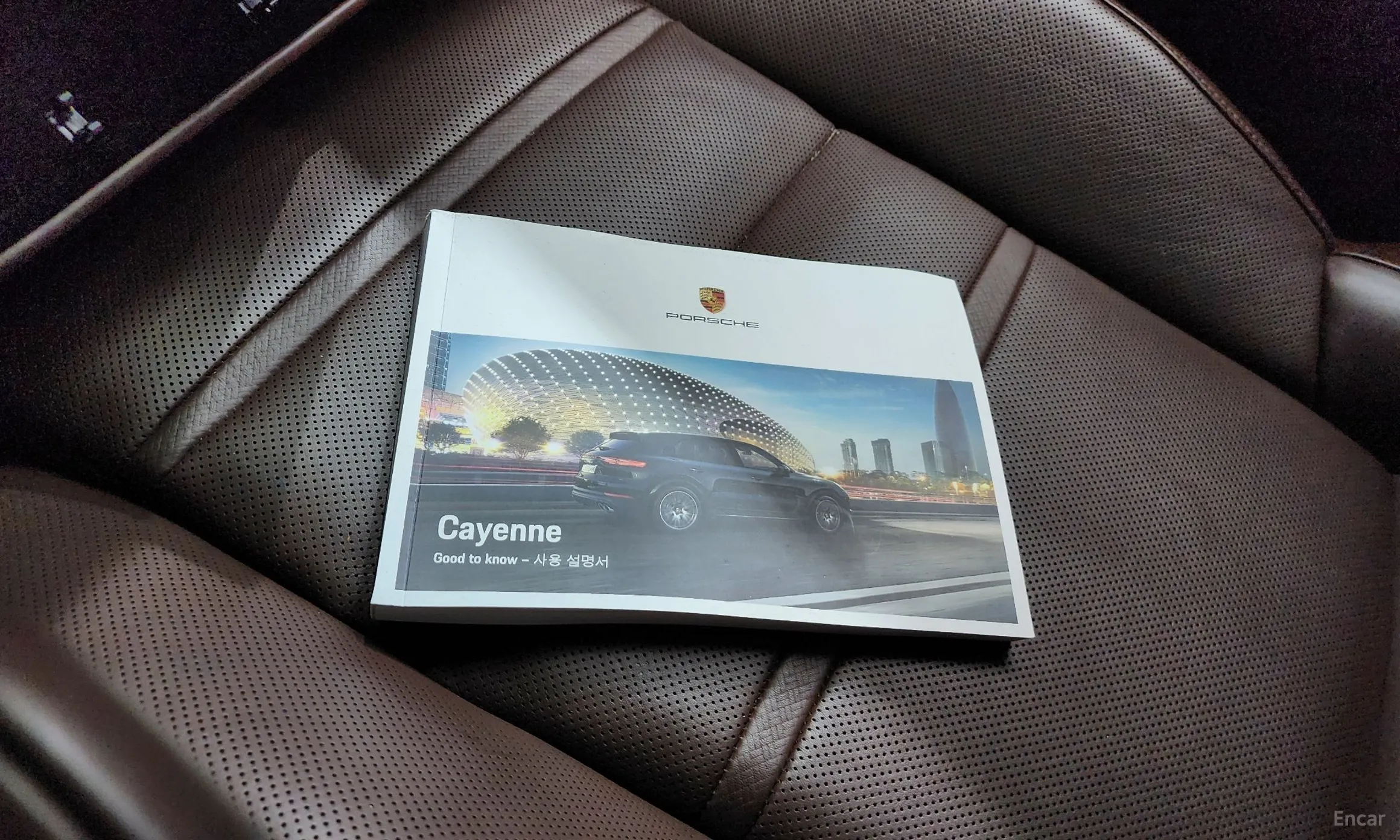 Porsche Cayenne (PO536) превью 16