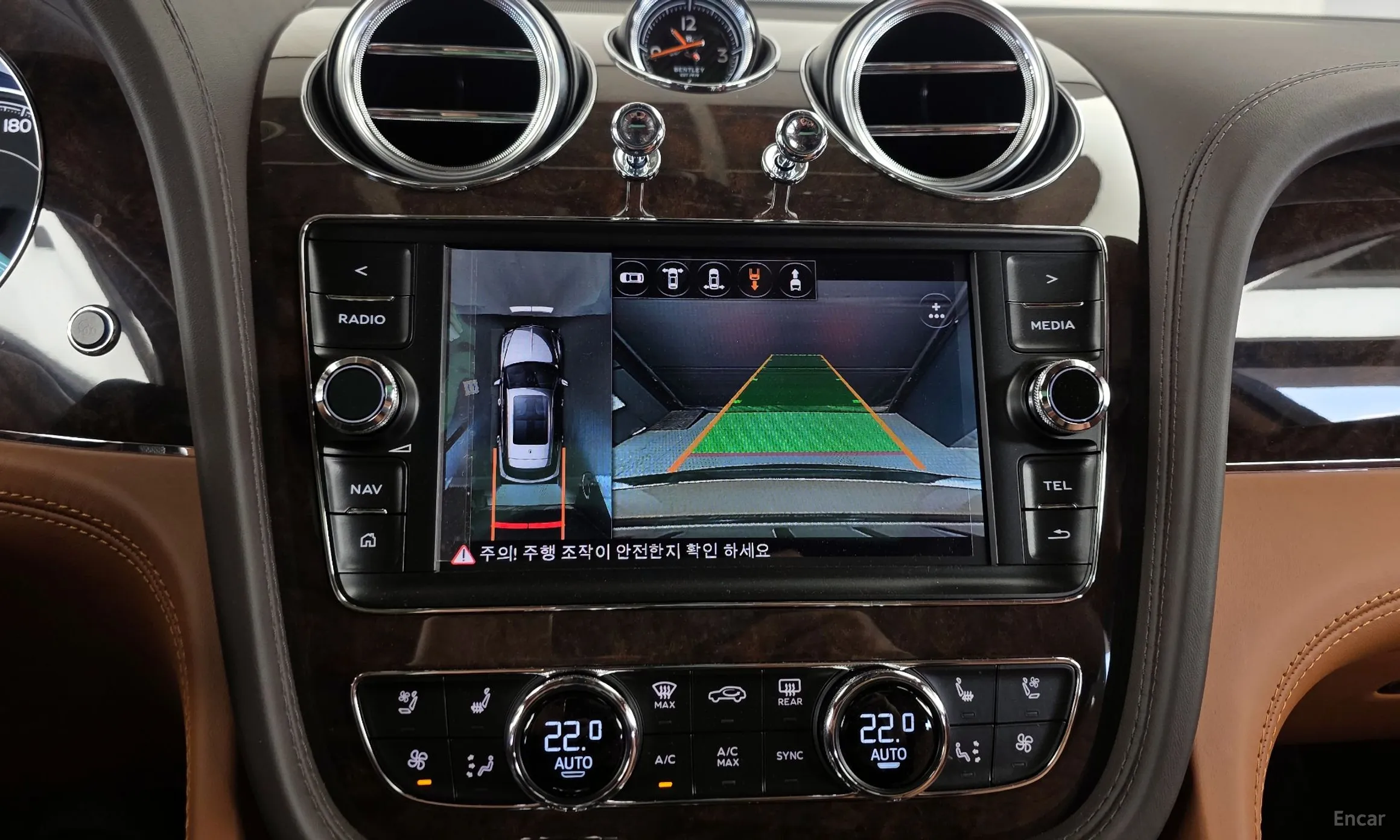 Bentley Bentayga превью 15