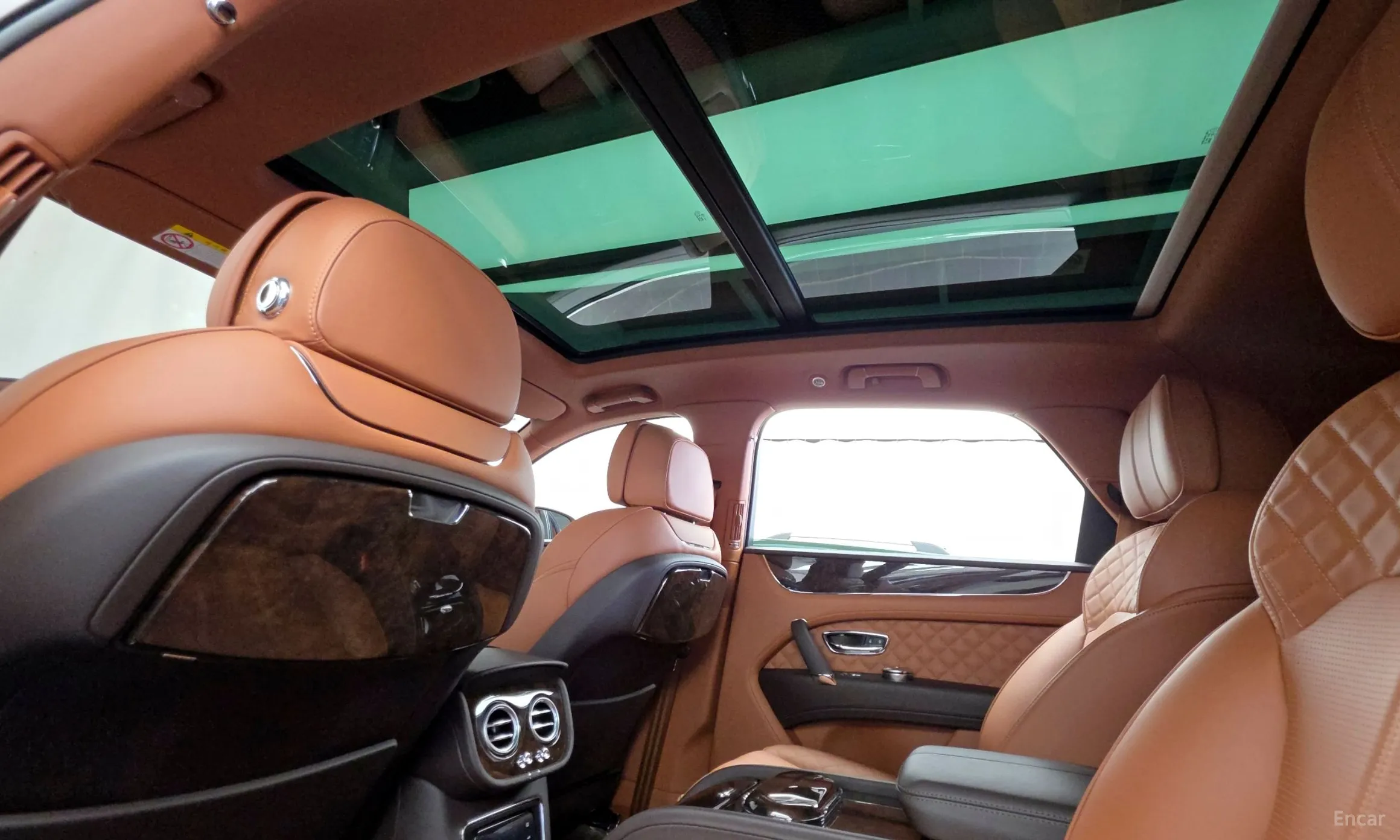 Bentley Bentayga превью 18