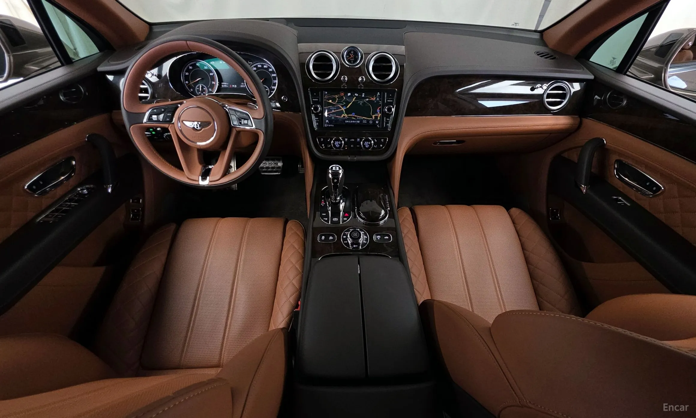 Bentley Bentayga превью 7