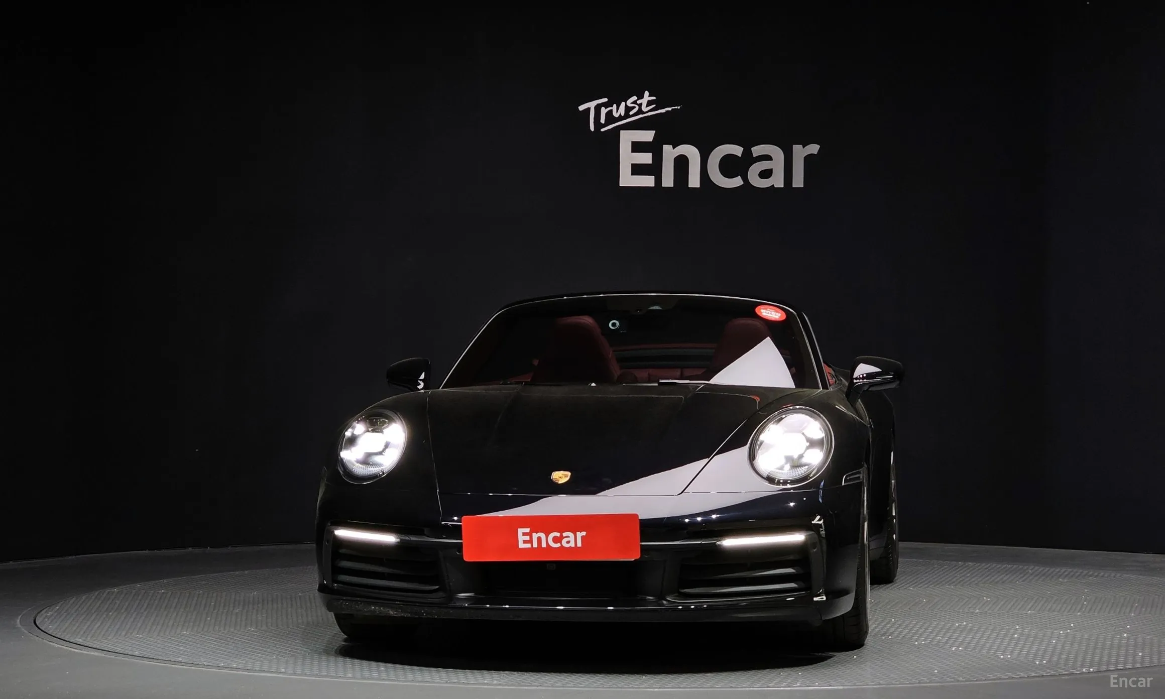Porsche 911 (992) превью 3