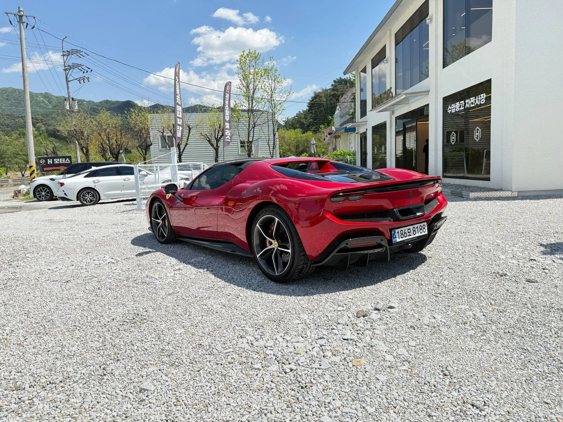 Ferrari 296 GTS превью 5