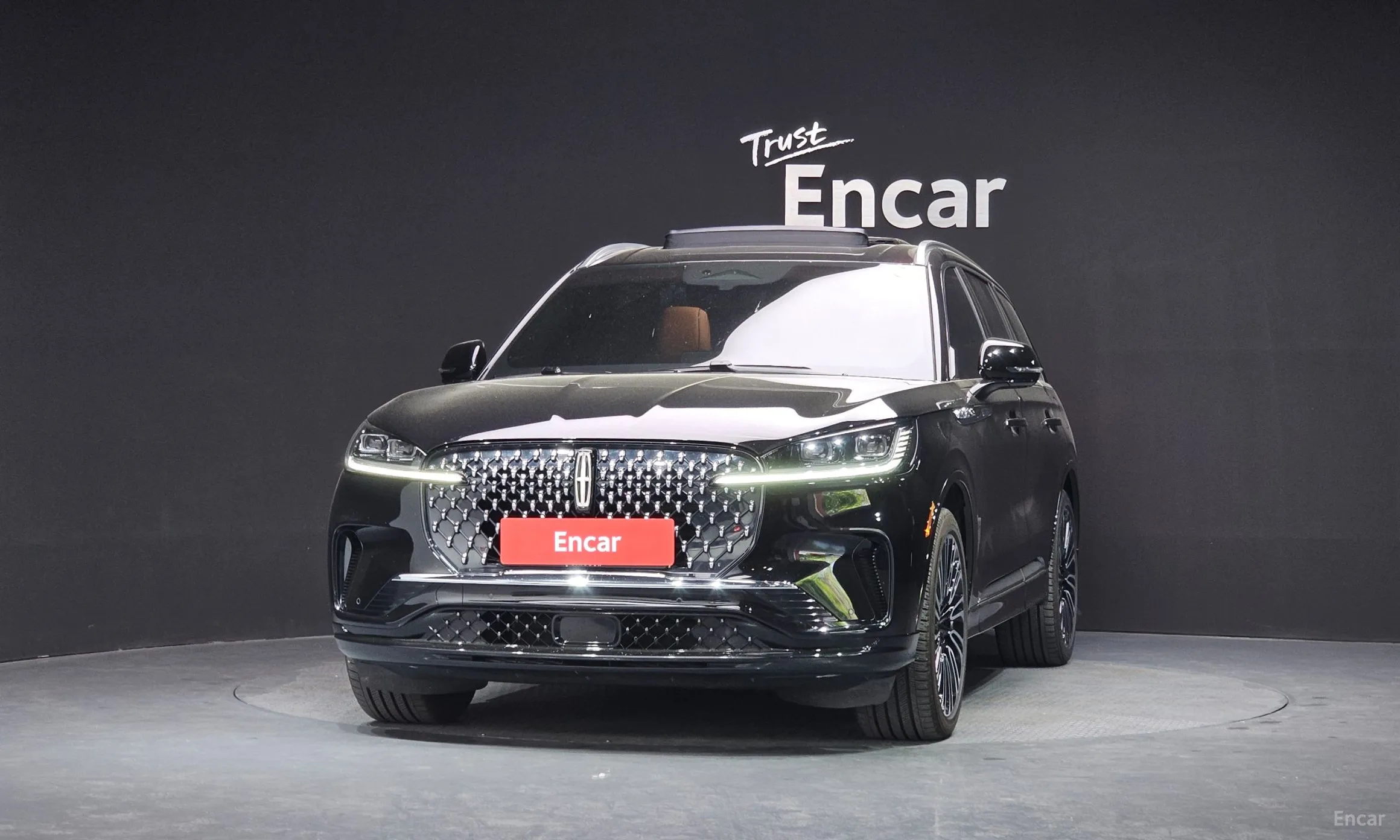 Lincoln Aviator 2nd Generation превью 3