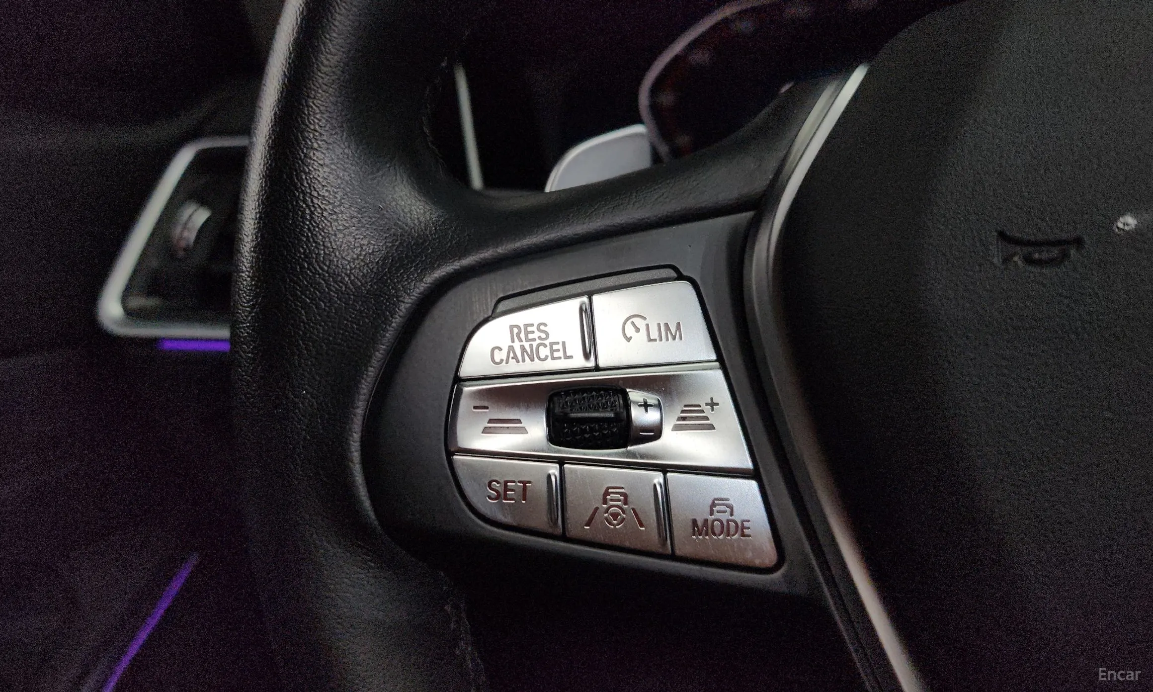 BMW 3 Series (G20) превью 15