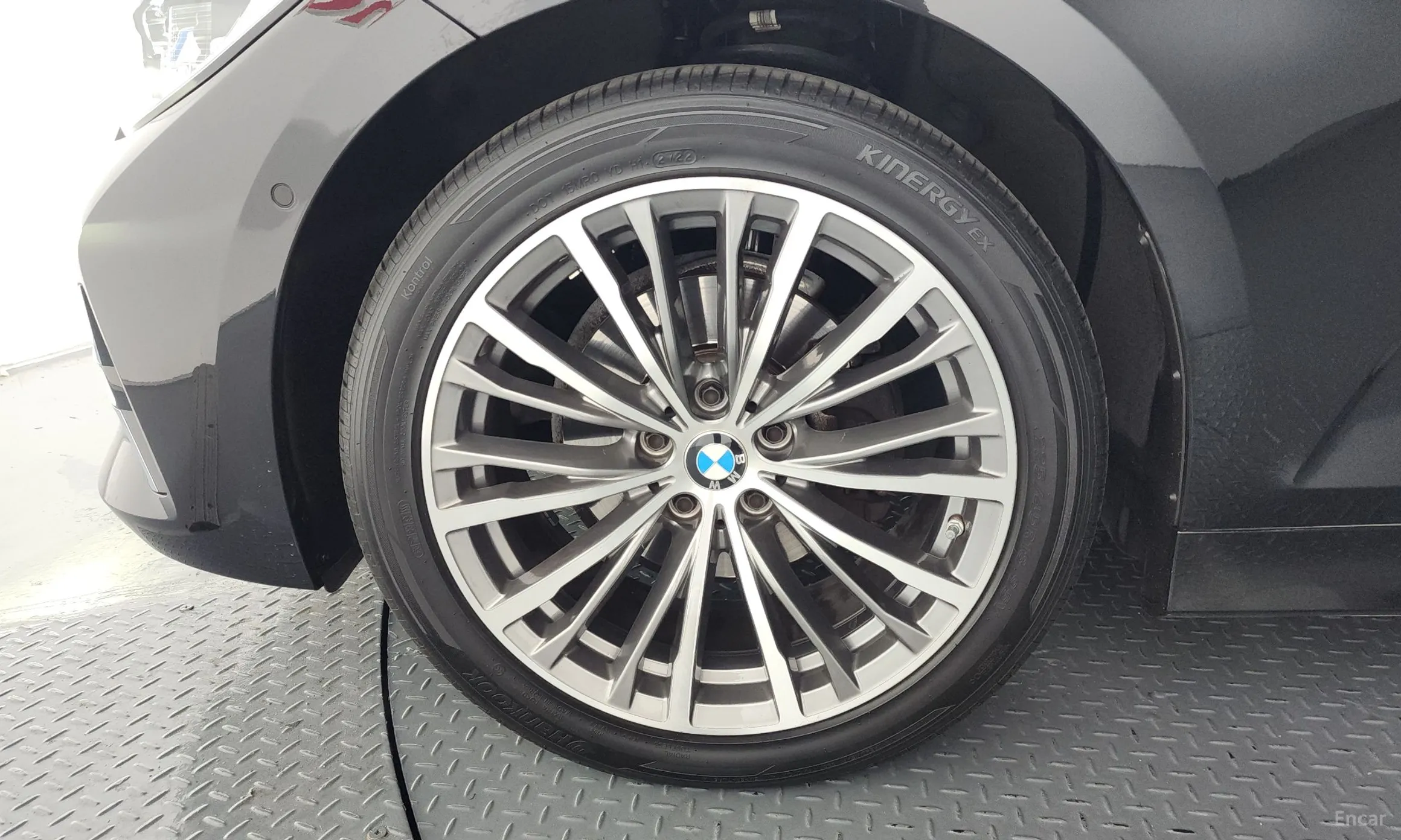 BMW 3 Series (G20) превью 5