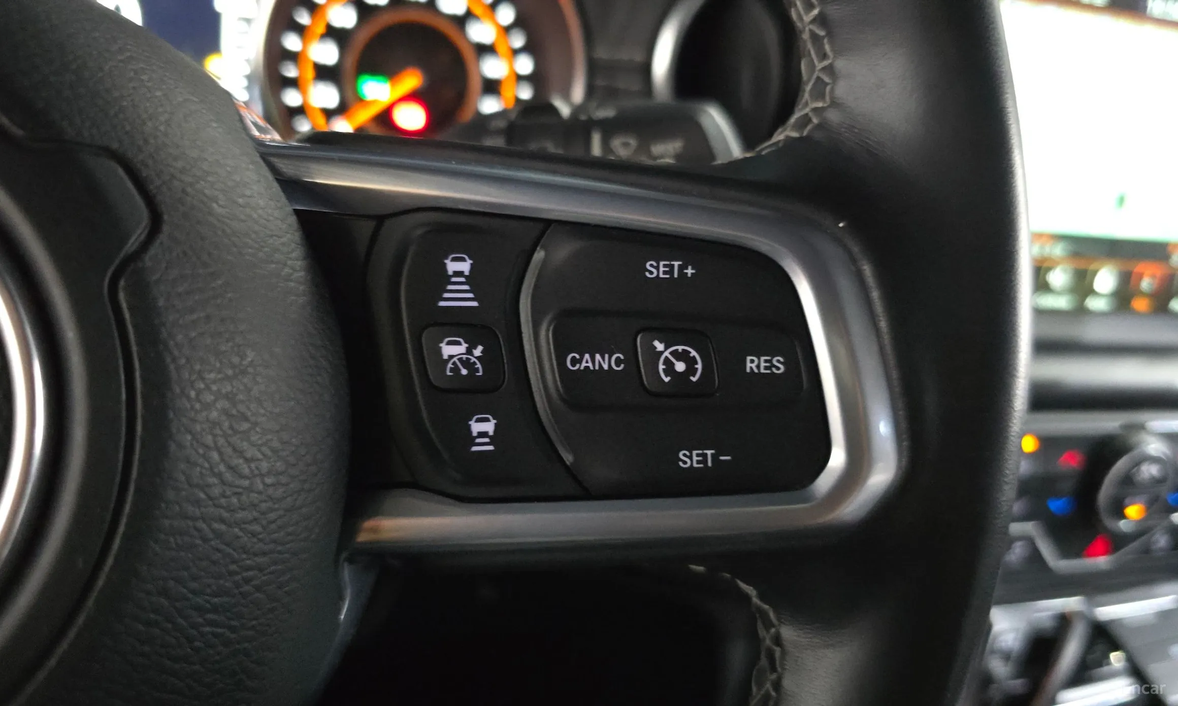 Jeep Wrangler (JL) превью 16
