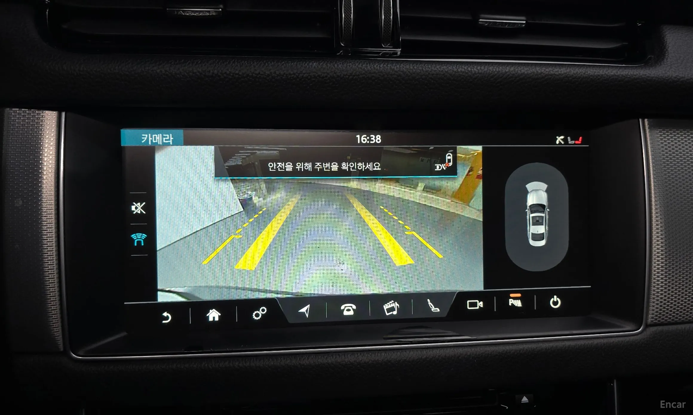 Jaguar XF (x260) превью 15