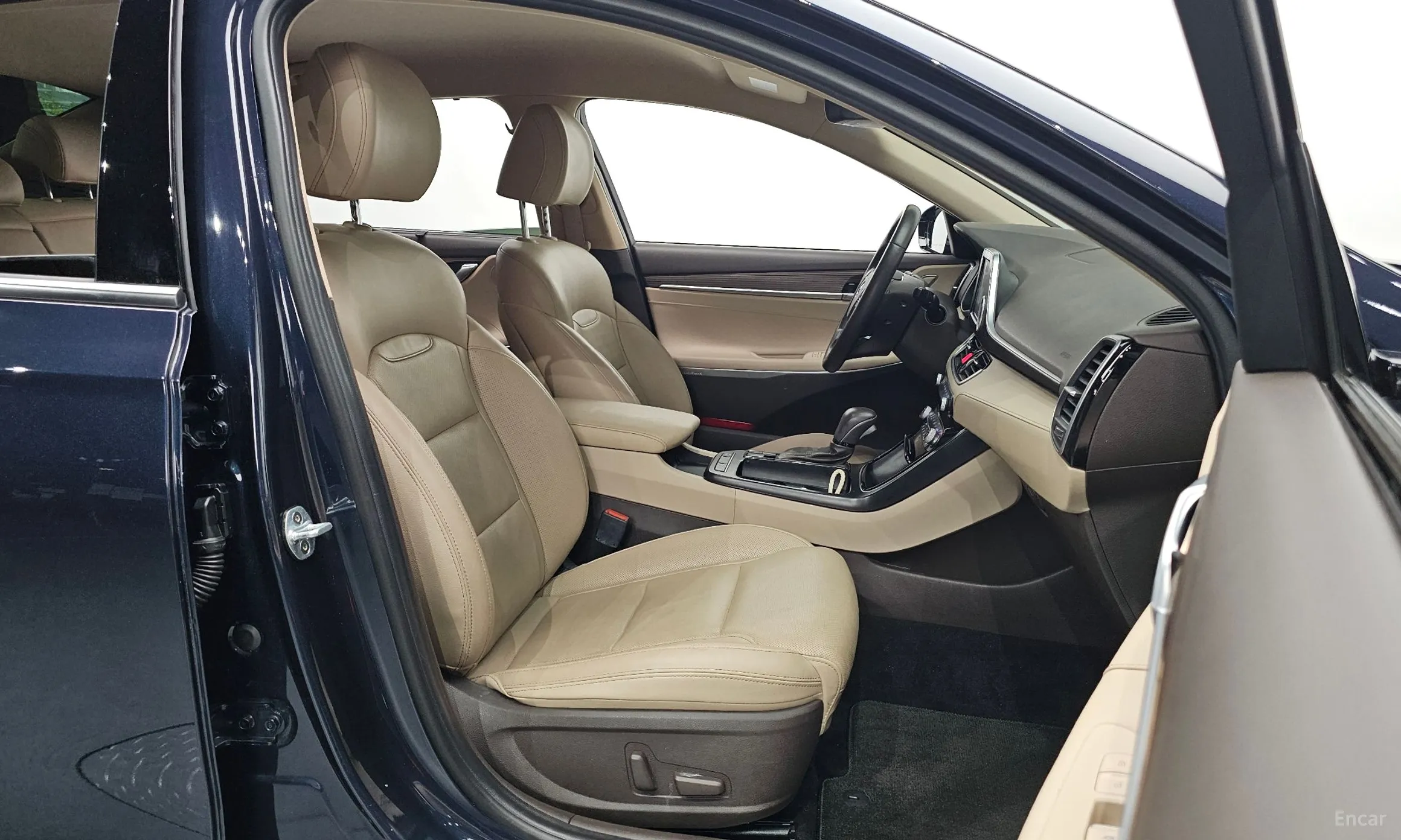 Hyundai Grandeur IG превью 10