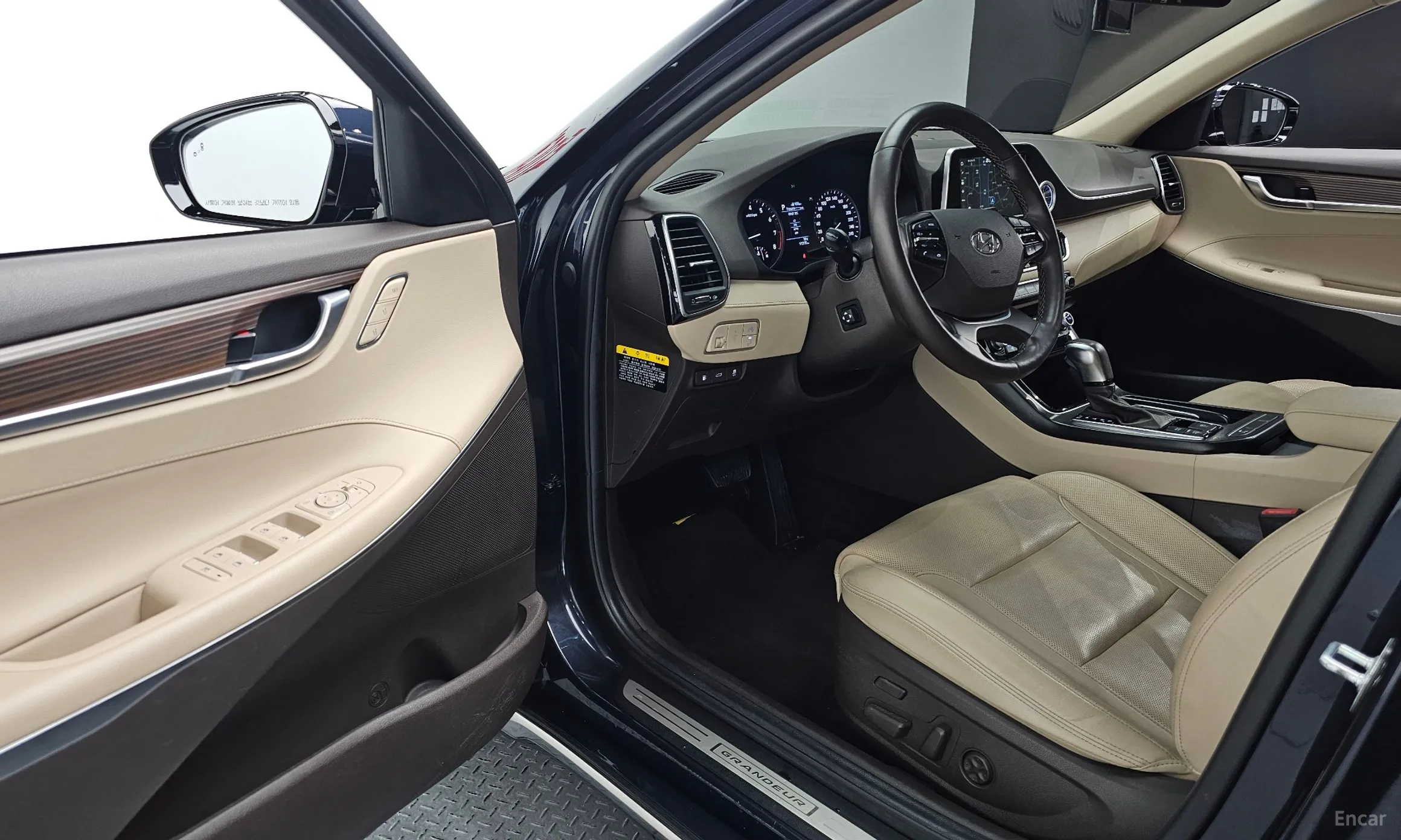Hyundai Grandeur IG превью 11