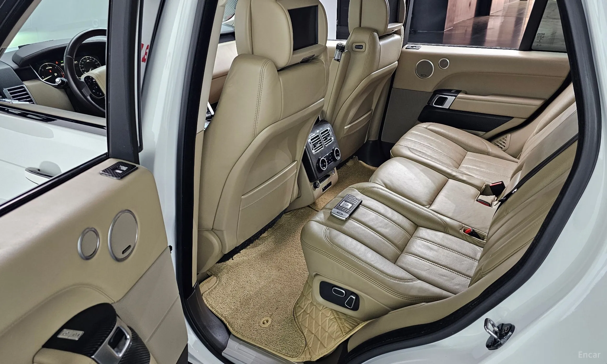 Land Rover Range Rover 4th Generation превью 11