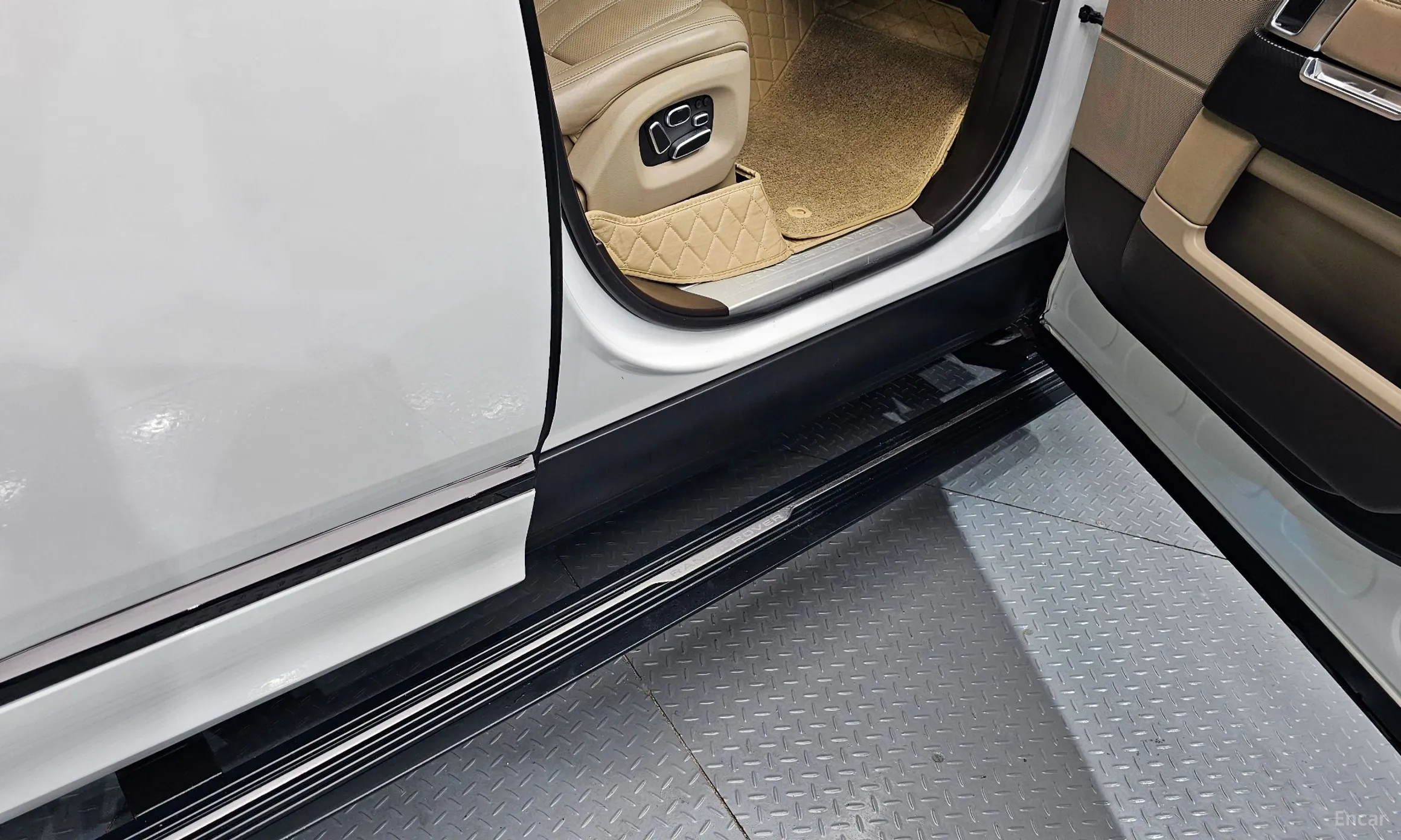 Land Rover Range Rover 4th Generation превью 19
