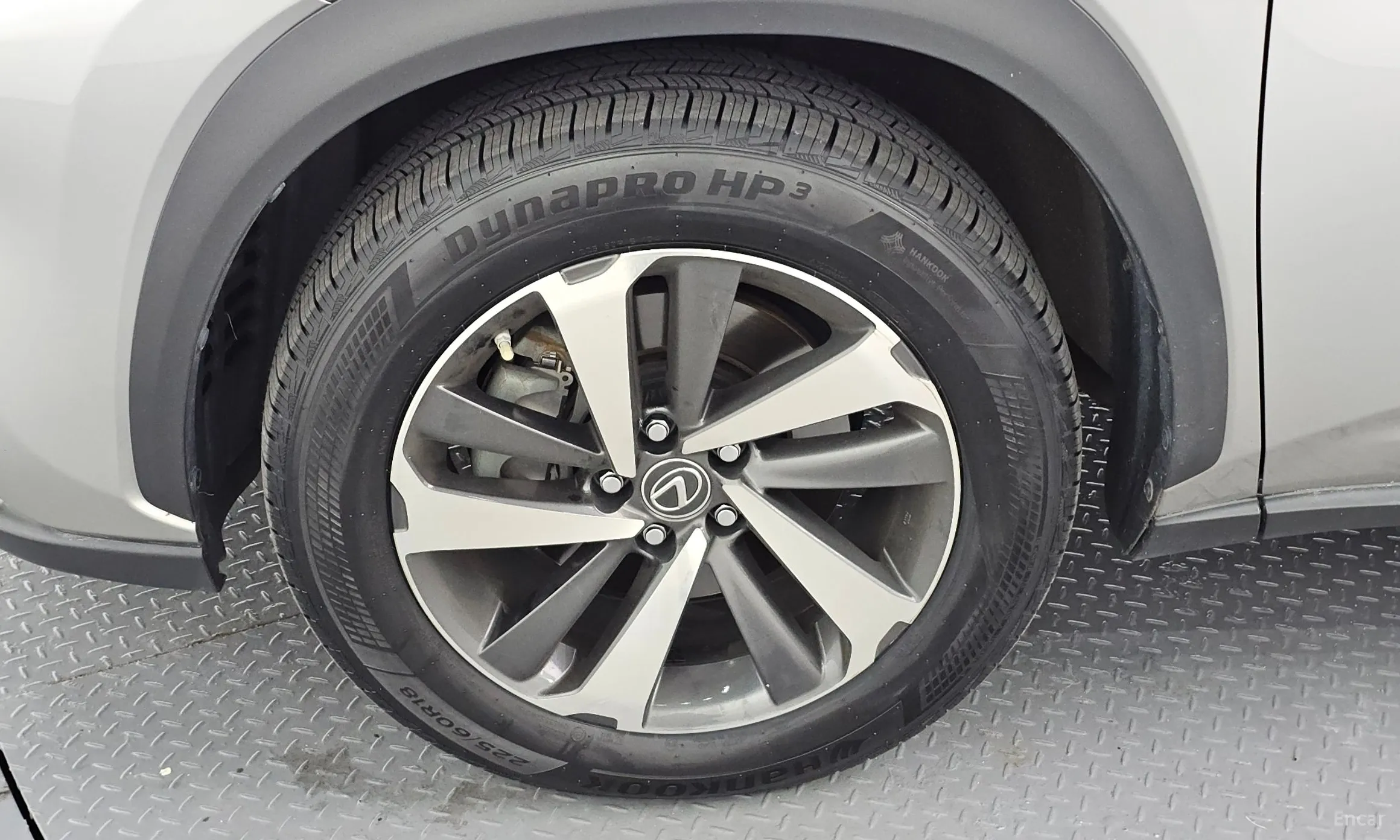 Lexus NX300h превью 5
