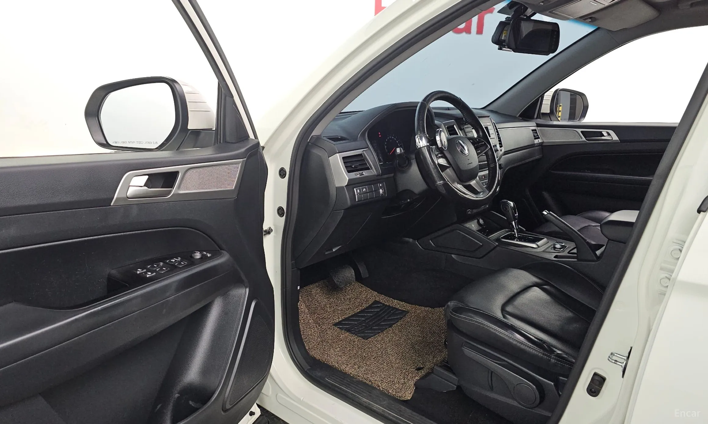 KG Mobility (SsangYong) Rexton Sports превью 10