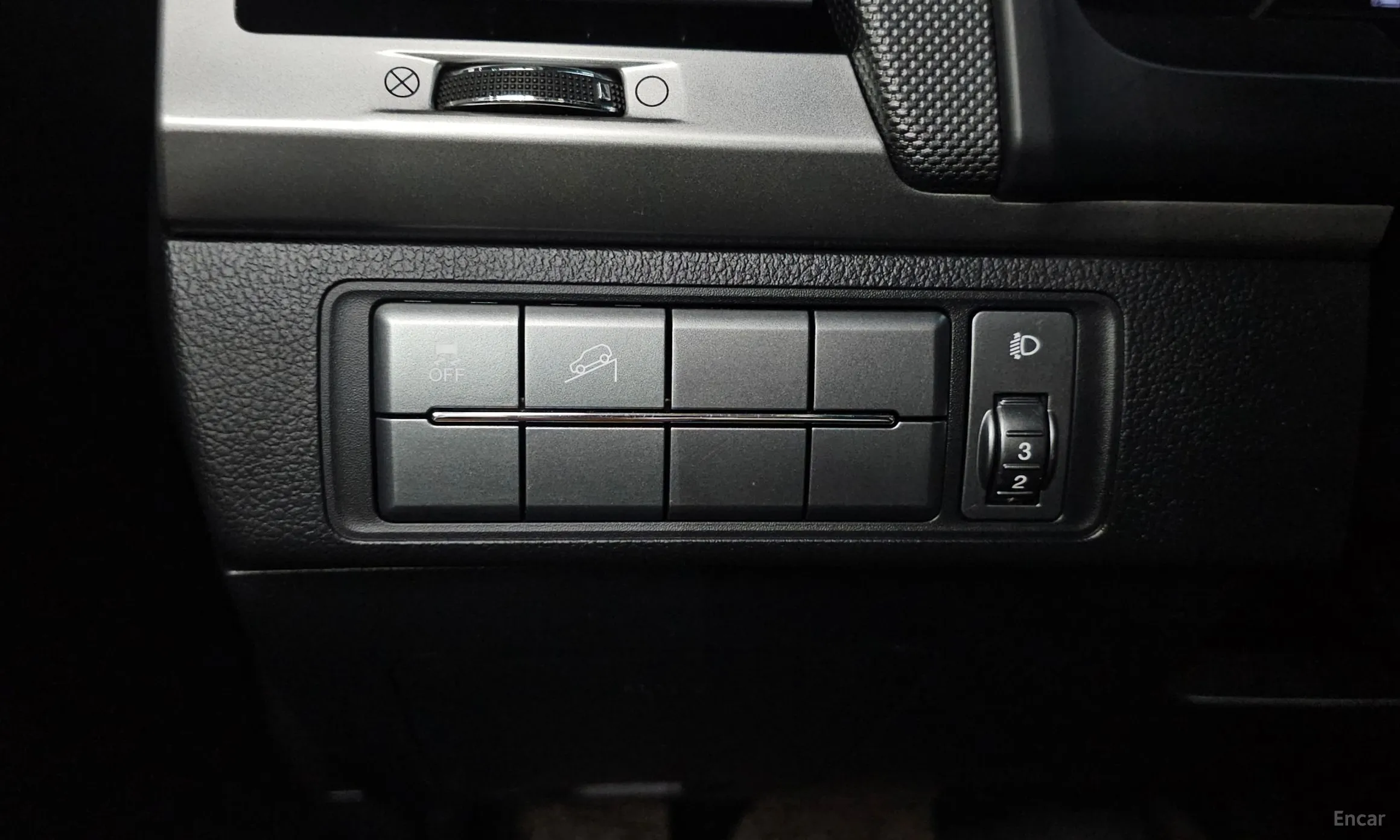 KG Mobility (SsangYong) Rexton Sports превью 17