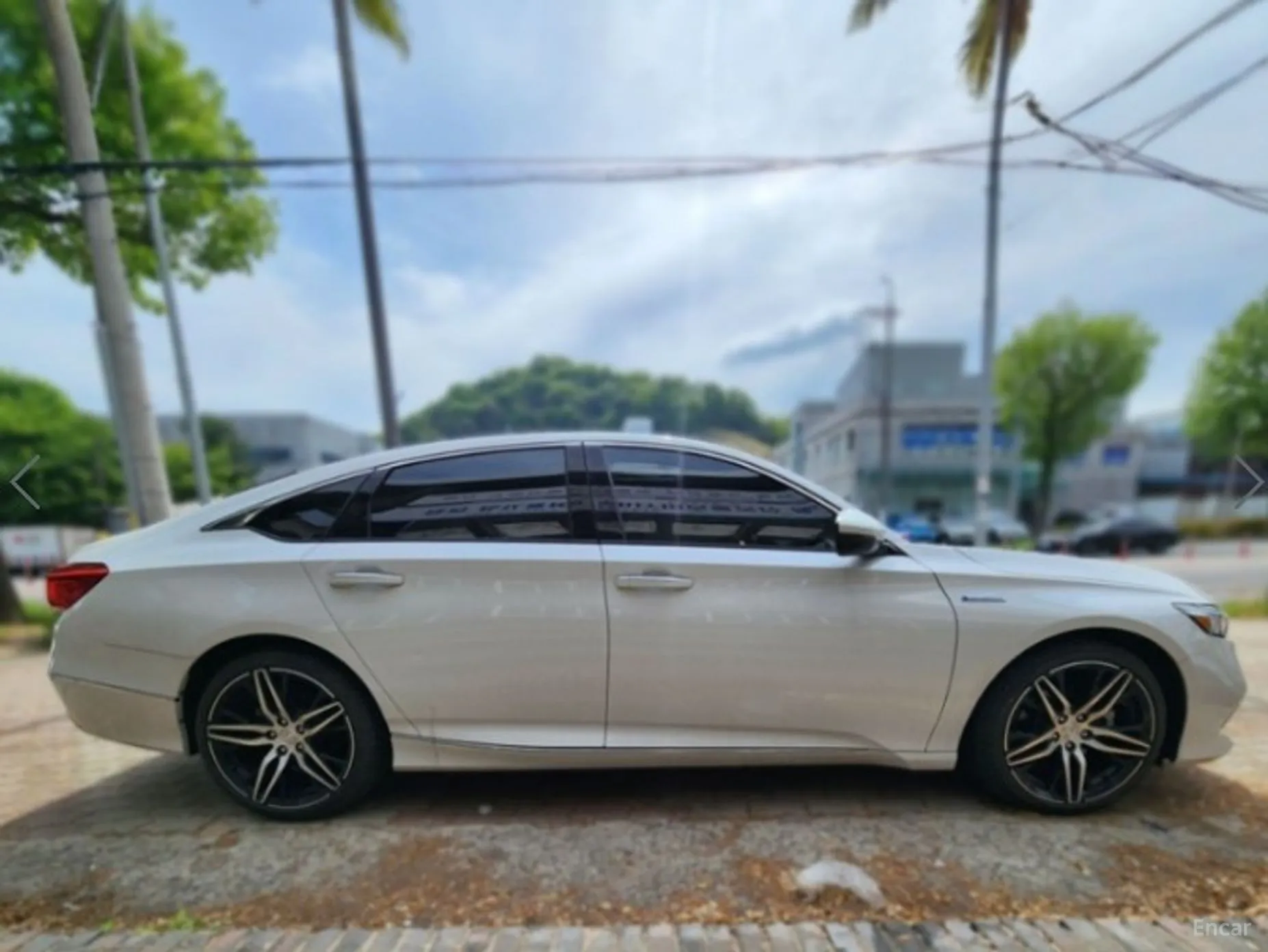 Honda Accord 10th Generation превью 4
