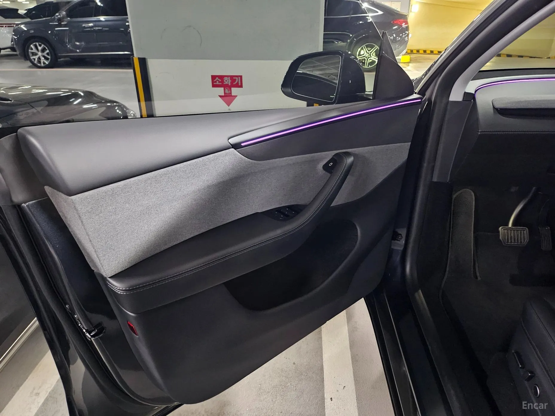 Tesla Model Y превью 15